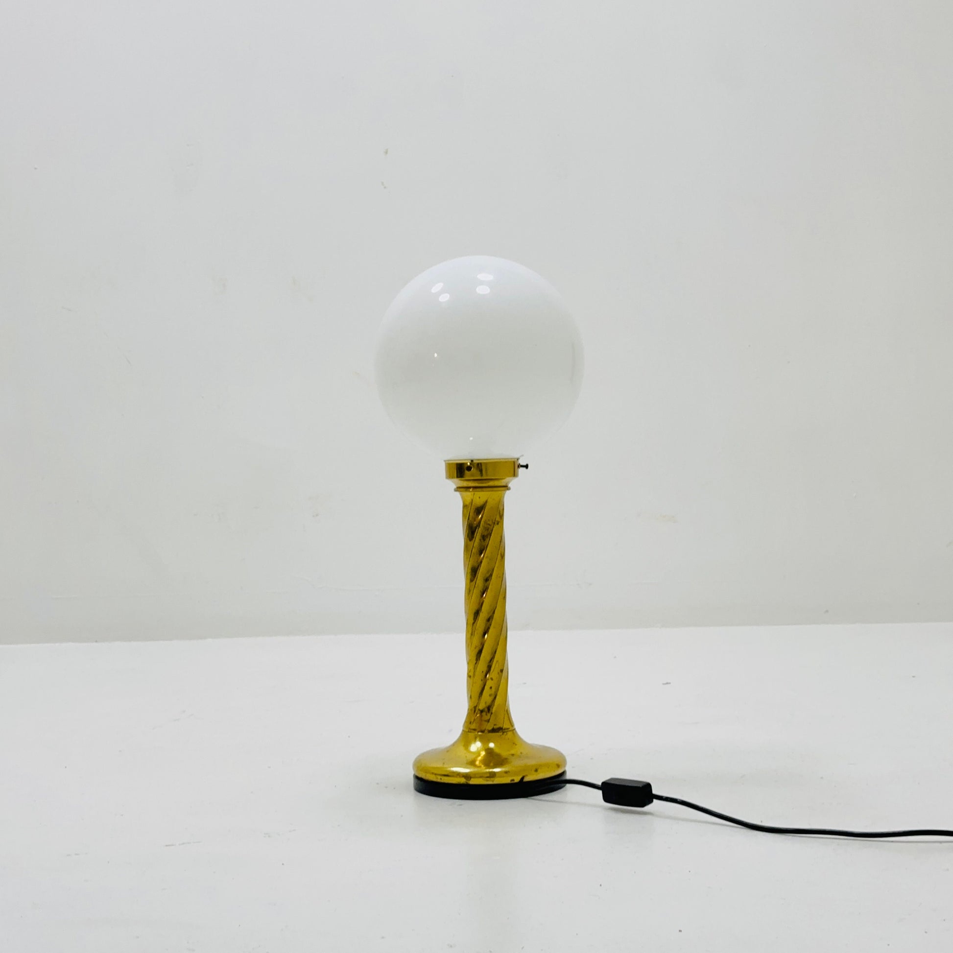 1 of 2 Mid century aise table ball lamp in Hollywood Regency Germany 80s
