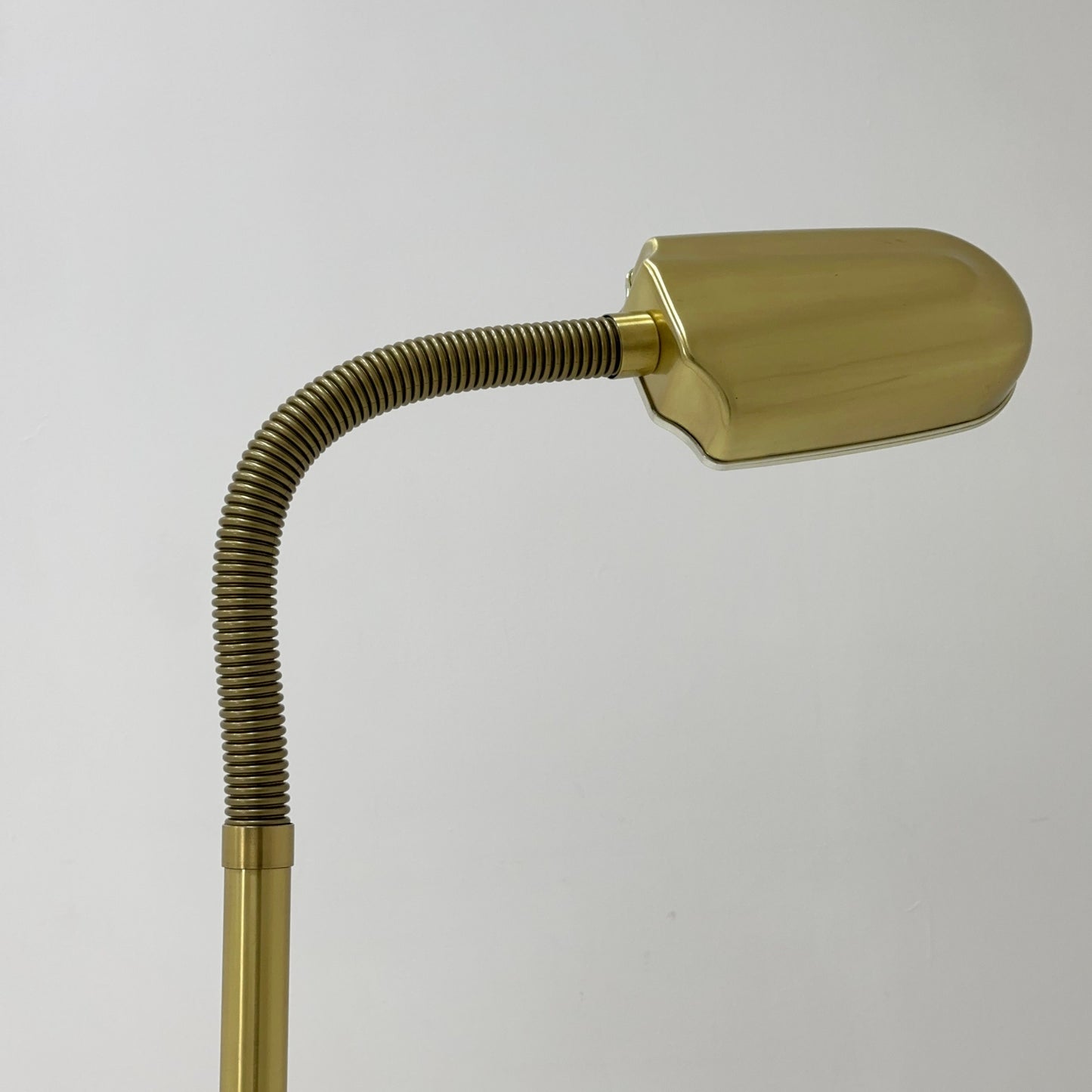 Mid century Balanced Spectrum Jefferson Avenue adjustable brass Floor Lamp 1980s