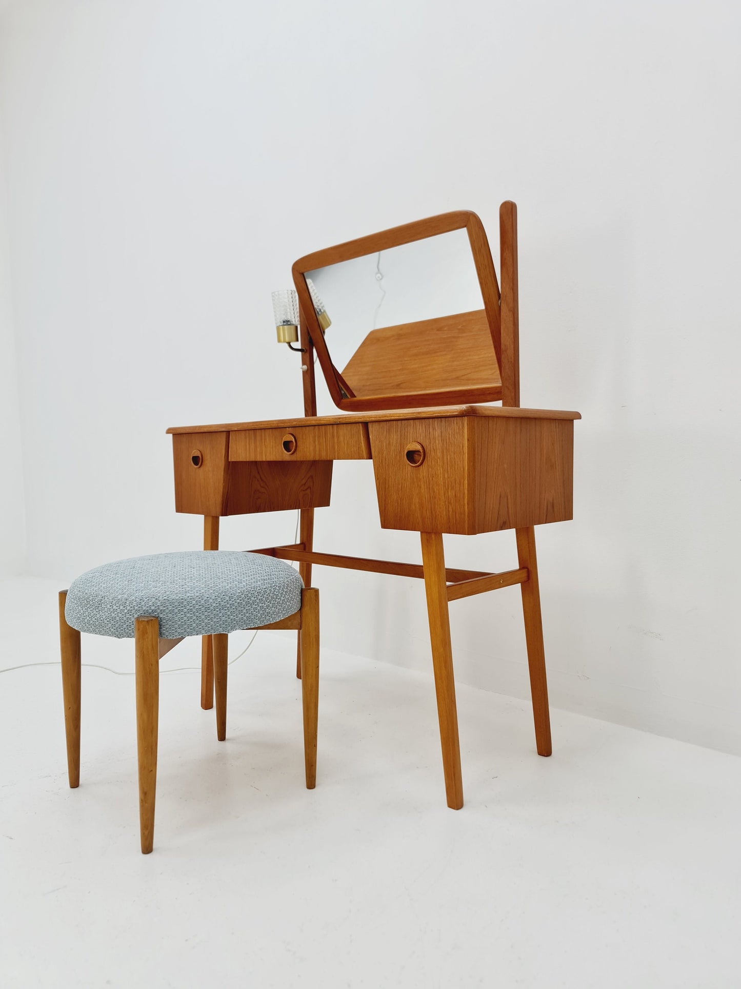 Mid Century Modern Danish teak & oak vanity table with stool make up table by Fröseke for AB nybrofabriken, 1960s