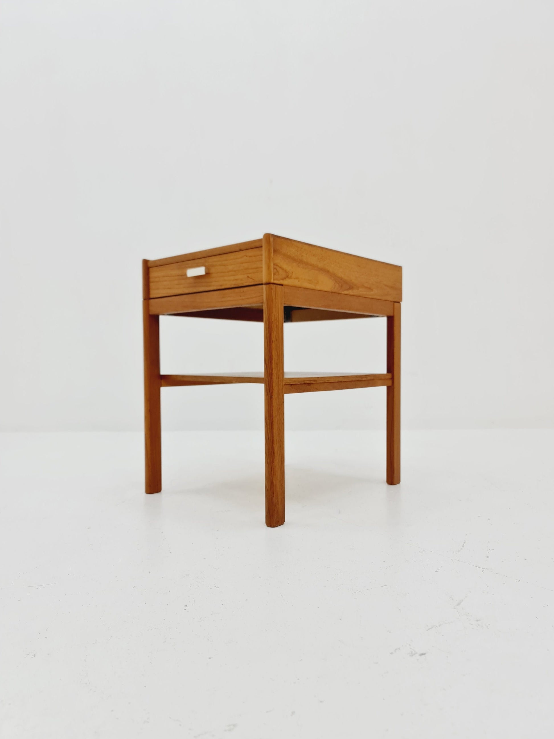 Mid century Scandinavian teak side table / bedside table, 1960s