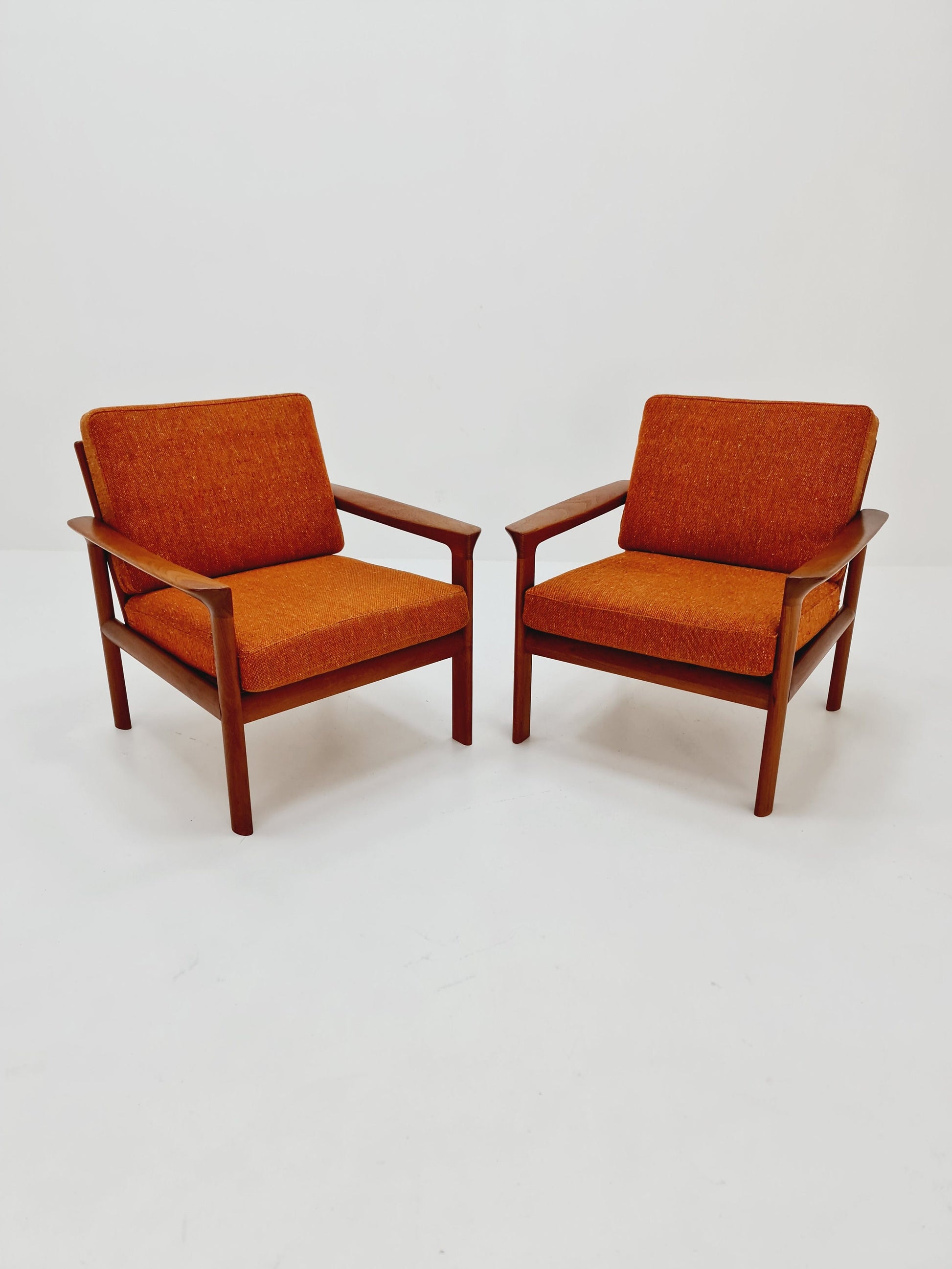 Mid century teak easy lounge chairs by Sven Ellekaer for Komfort , Set of 2, 1960s