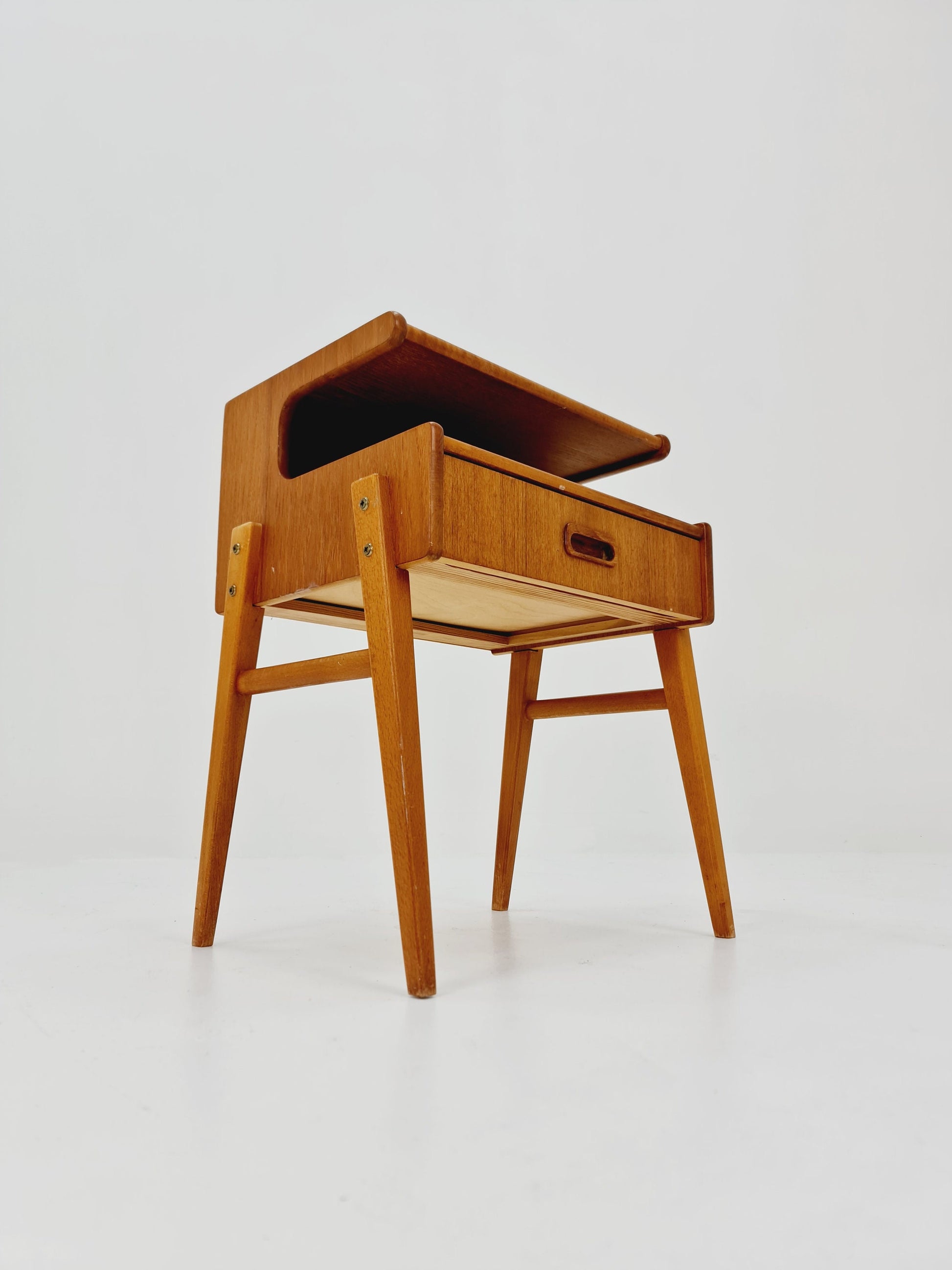 Midcentury Carlström & Co Teak Vintage Side table/ Bedside table/ Night stand straight from the sixties