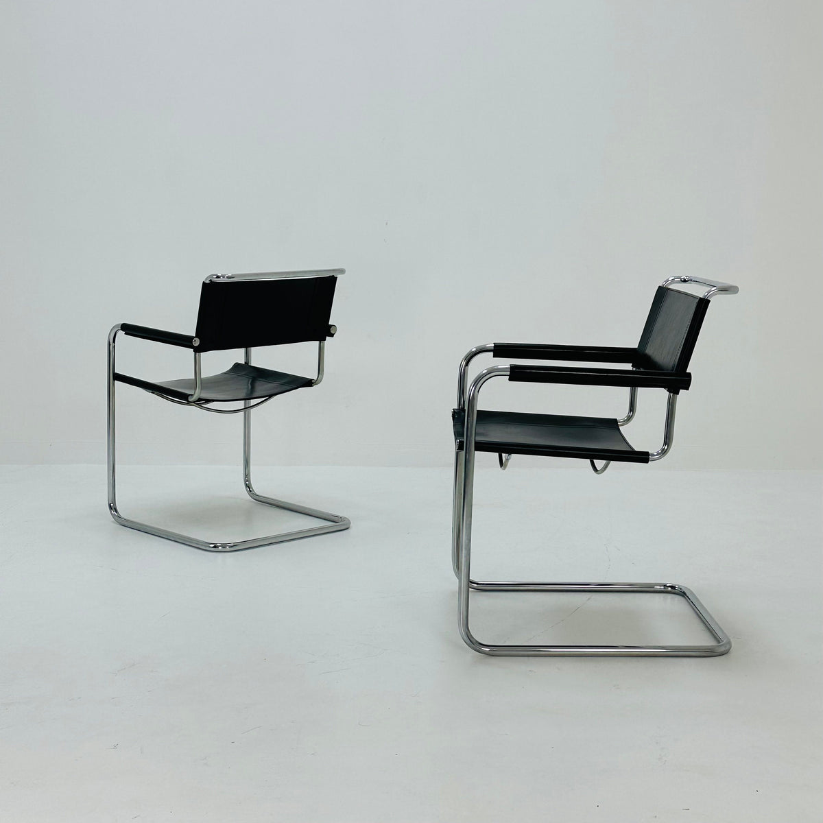Set of 2 black S34 tubular steel chairs by Mart Stam for Jox Interni - 1970s