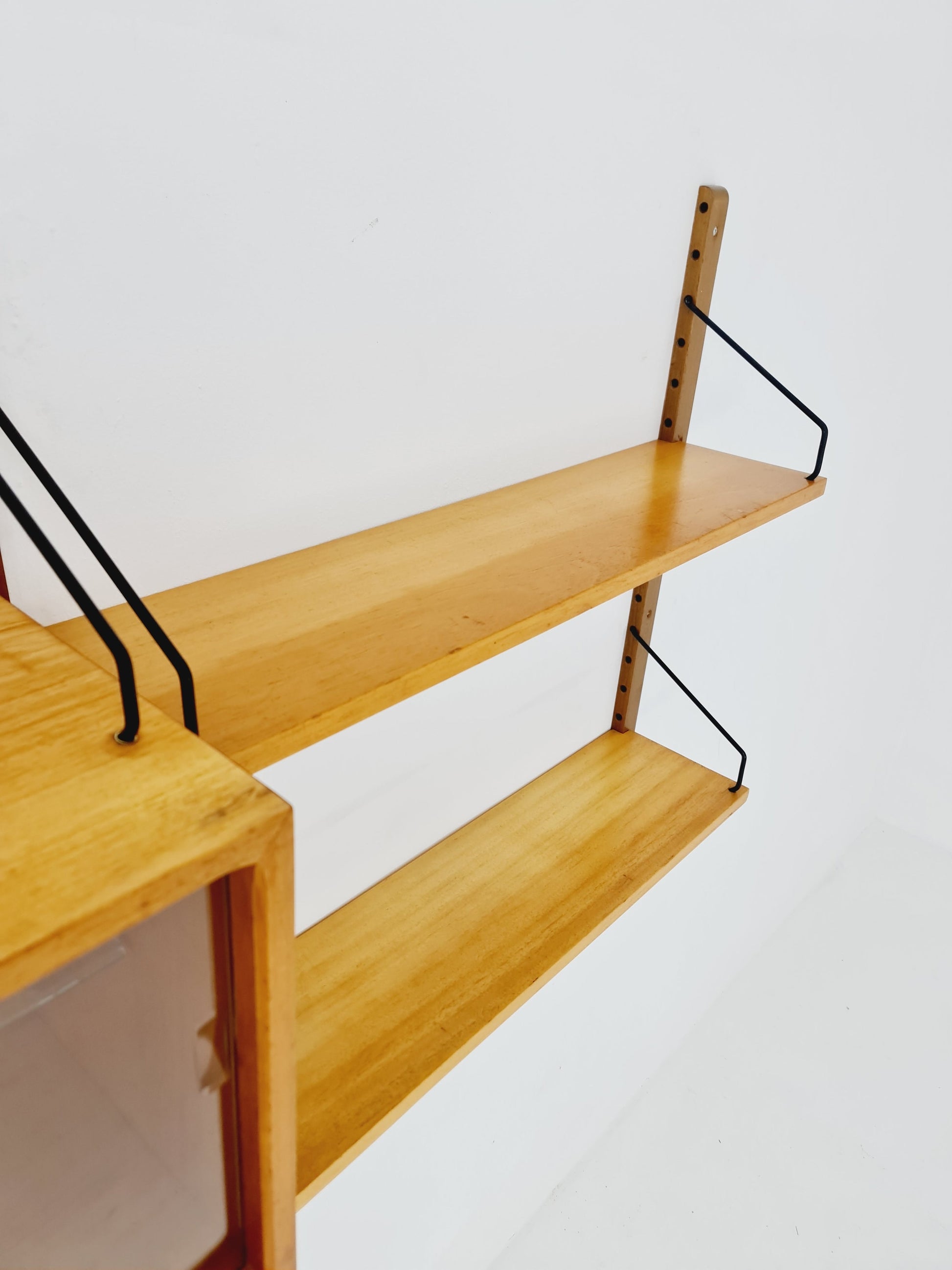 Mid century Danish Oak Wall Unit with Showcase by Poul Cadovius for Royal Denmark, 1960s