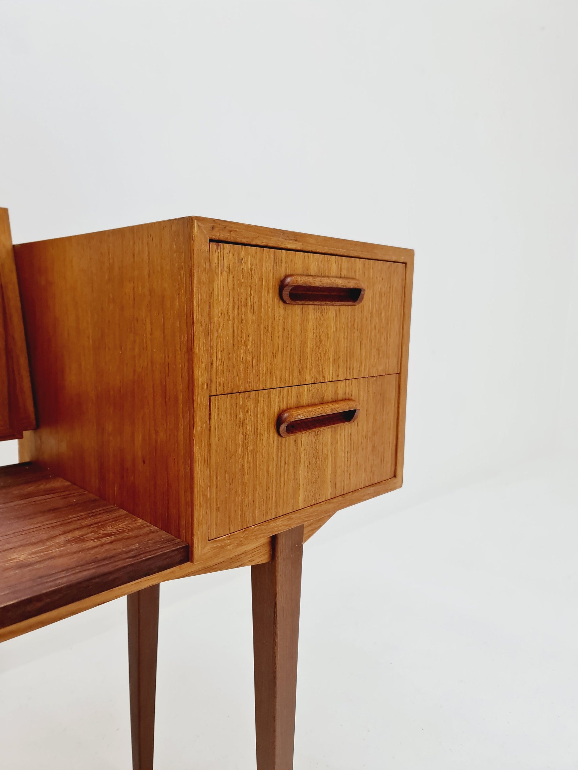 Mid Century Modern Danish Teak vanity table/ make up table by Ateljé glas och trä, Hovmantorp, 1960s