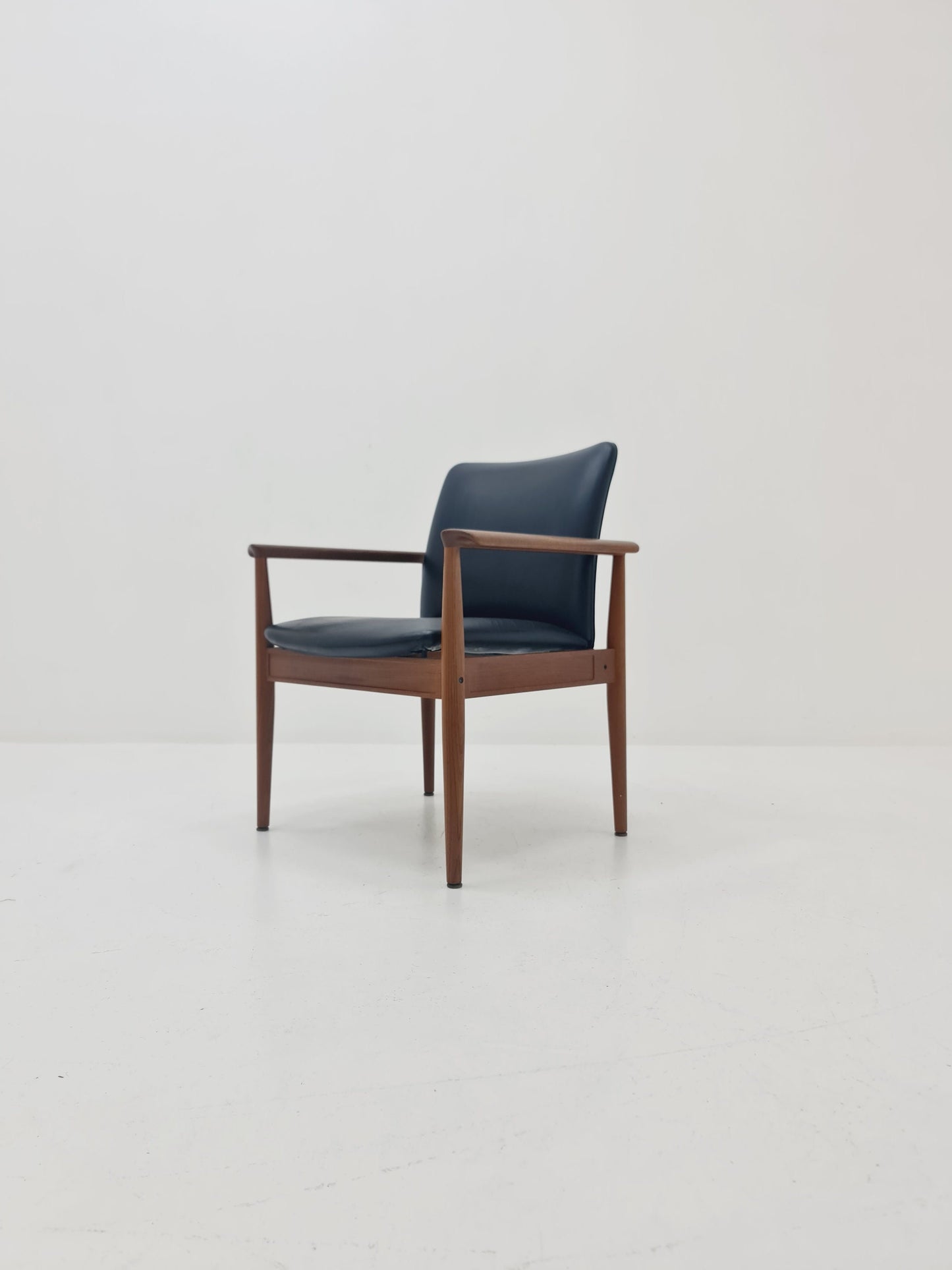 Danish Rare Teak Armchair By Finn Juhl For France & son Model 209 Diplomat, 1960s