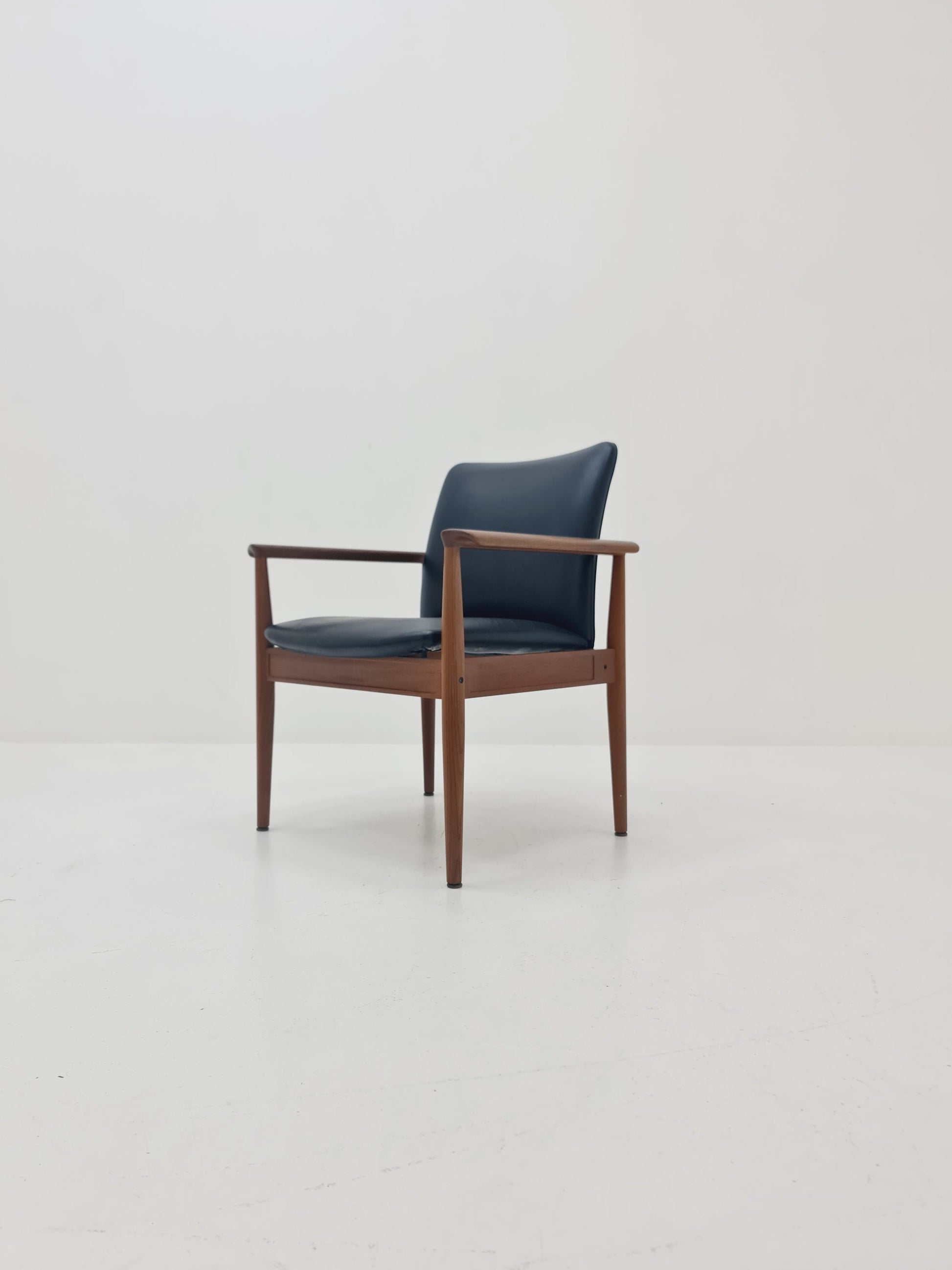 Danish Rare Teak Armchair By Finn Juhl For France & son Model 209 Diplomat, 1960s