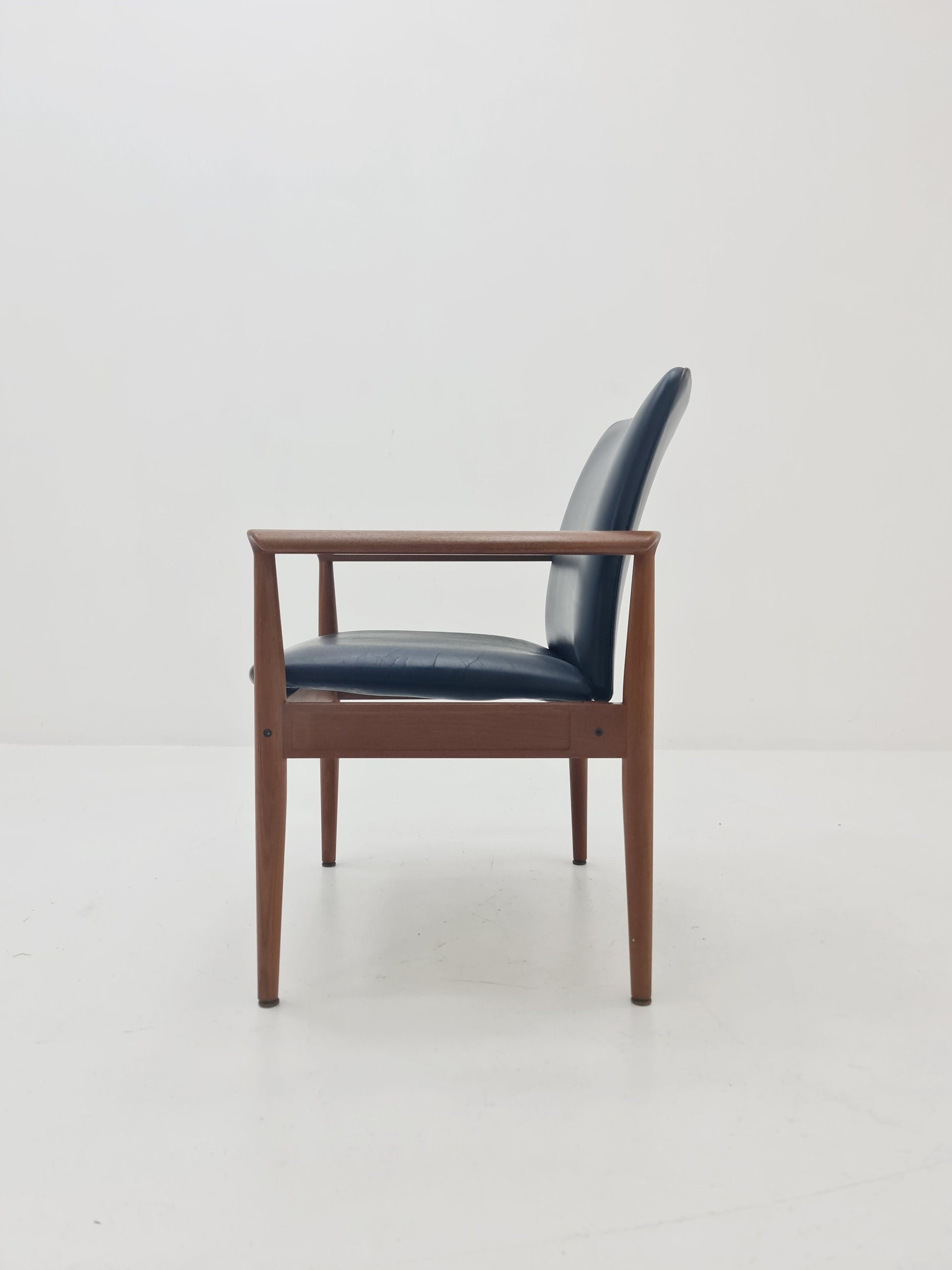 Danish Rare Teak Armchair By Finn Juhl For France & son Model 209 Diplomat, 1960s