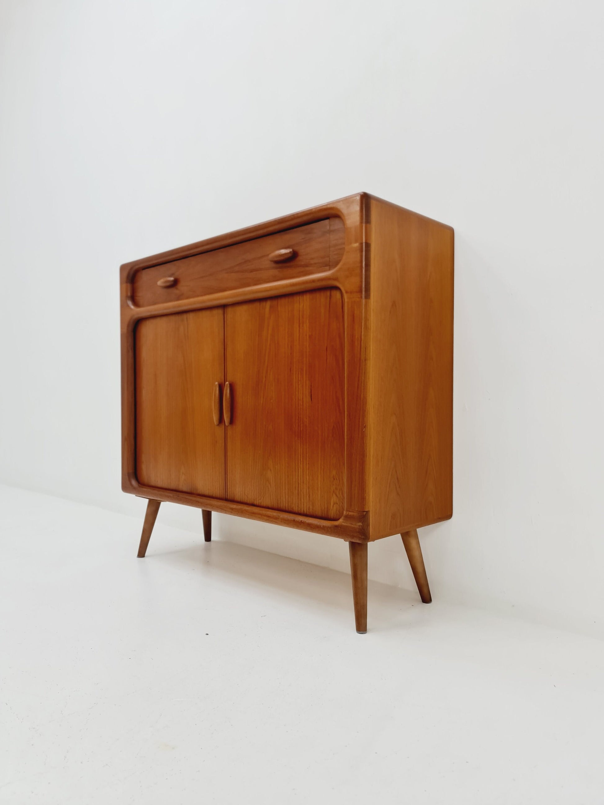 Mid century Solid Danish teak hallway cabinet, shoes cabinet By Dyrlund 1960s