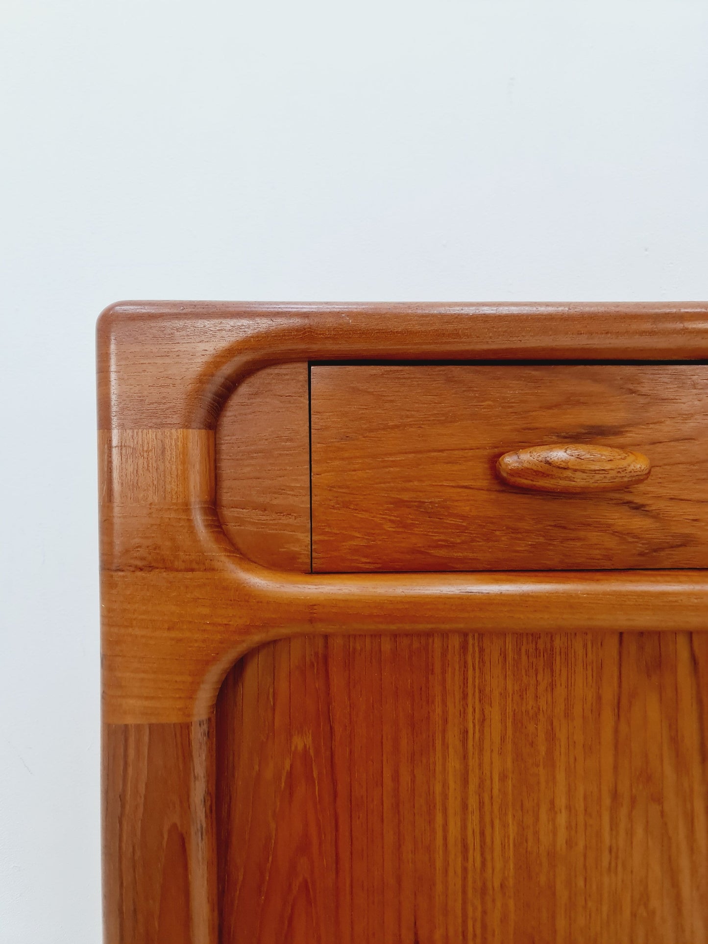 Mid century Solid Danish teak hallway cabinet, shoes cabinet By Dyrlund 1960s