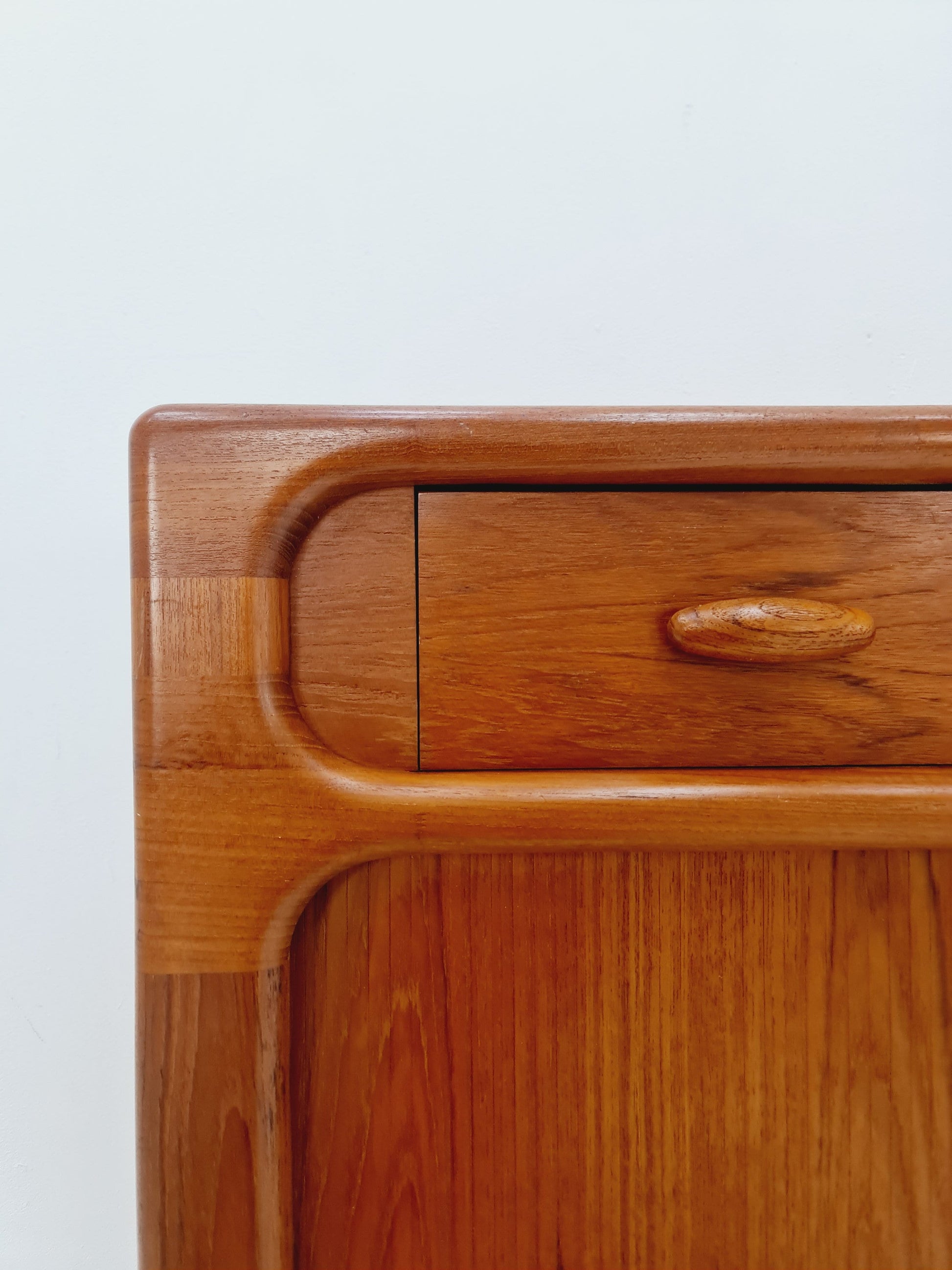 Mid century Solid Danish teak hallway cabinet, shoes cabinet By Dyrlund 1960s
