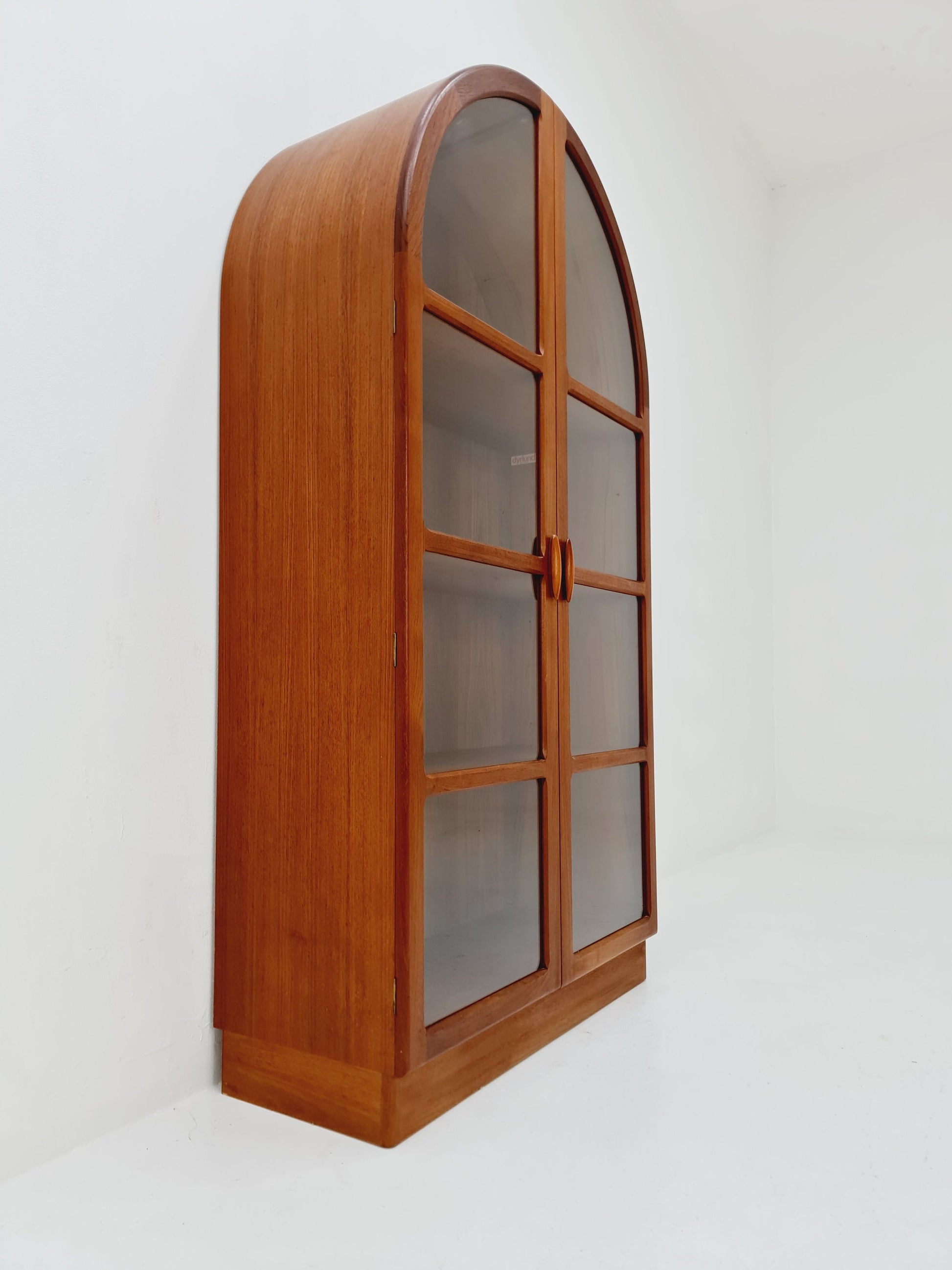 Mid Century Modern danish cabinet teak Display / Vitrine By Dyrlund ,1960s