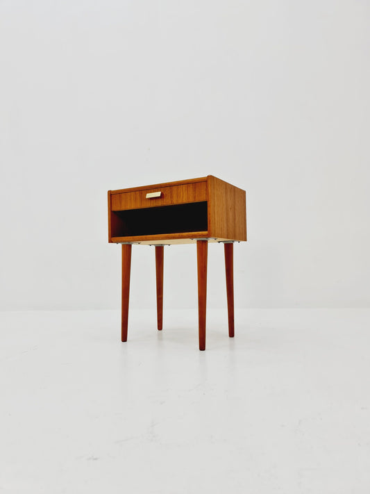 Mid century Scandinavian teak side table / bedside table, 1960s