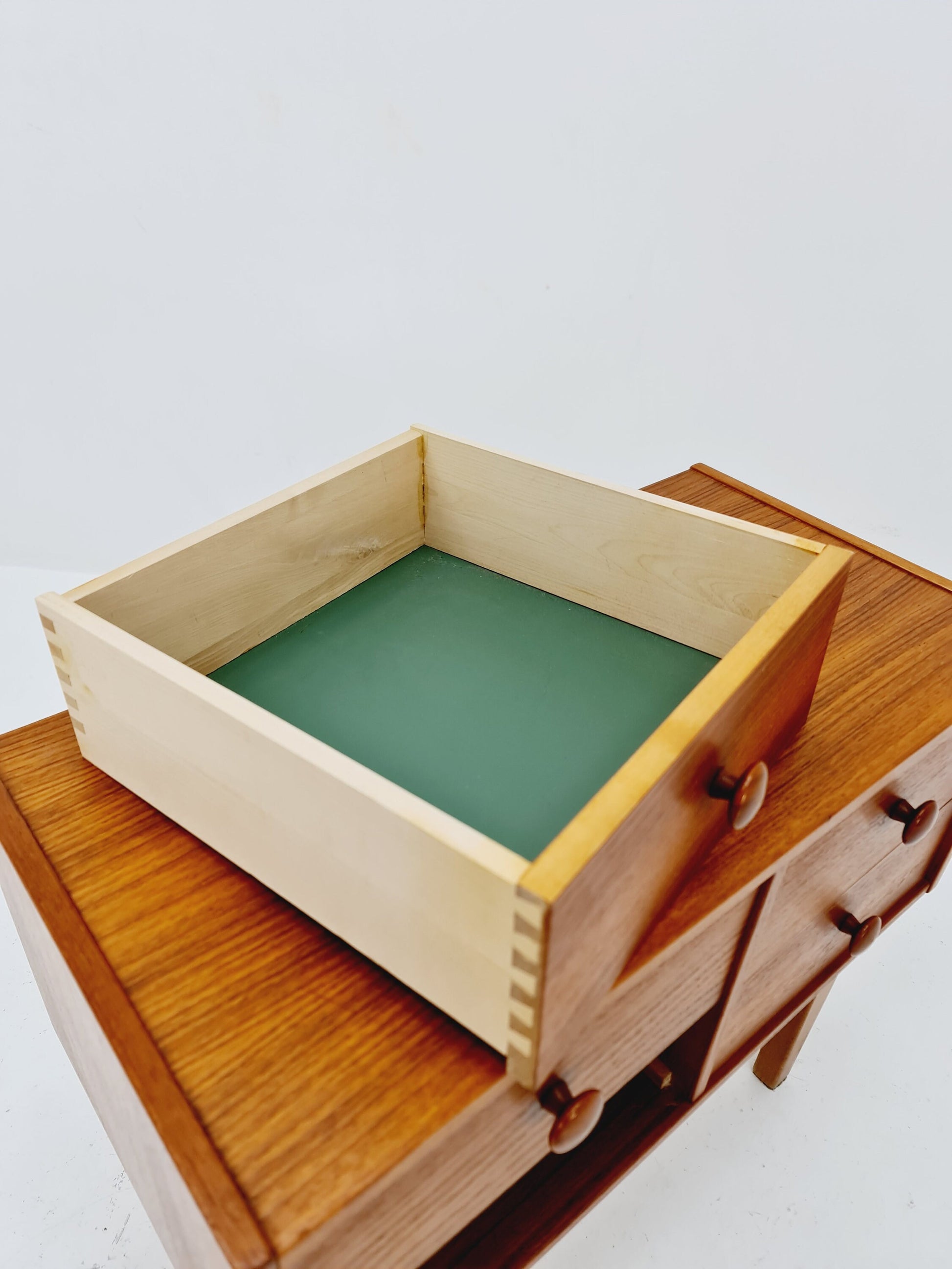 Small Midcentury danish teak chest of drawers, 4 drawers, 1960s