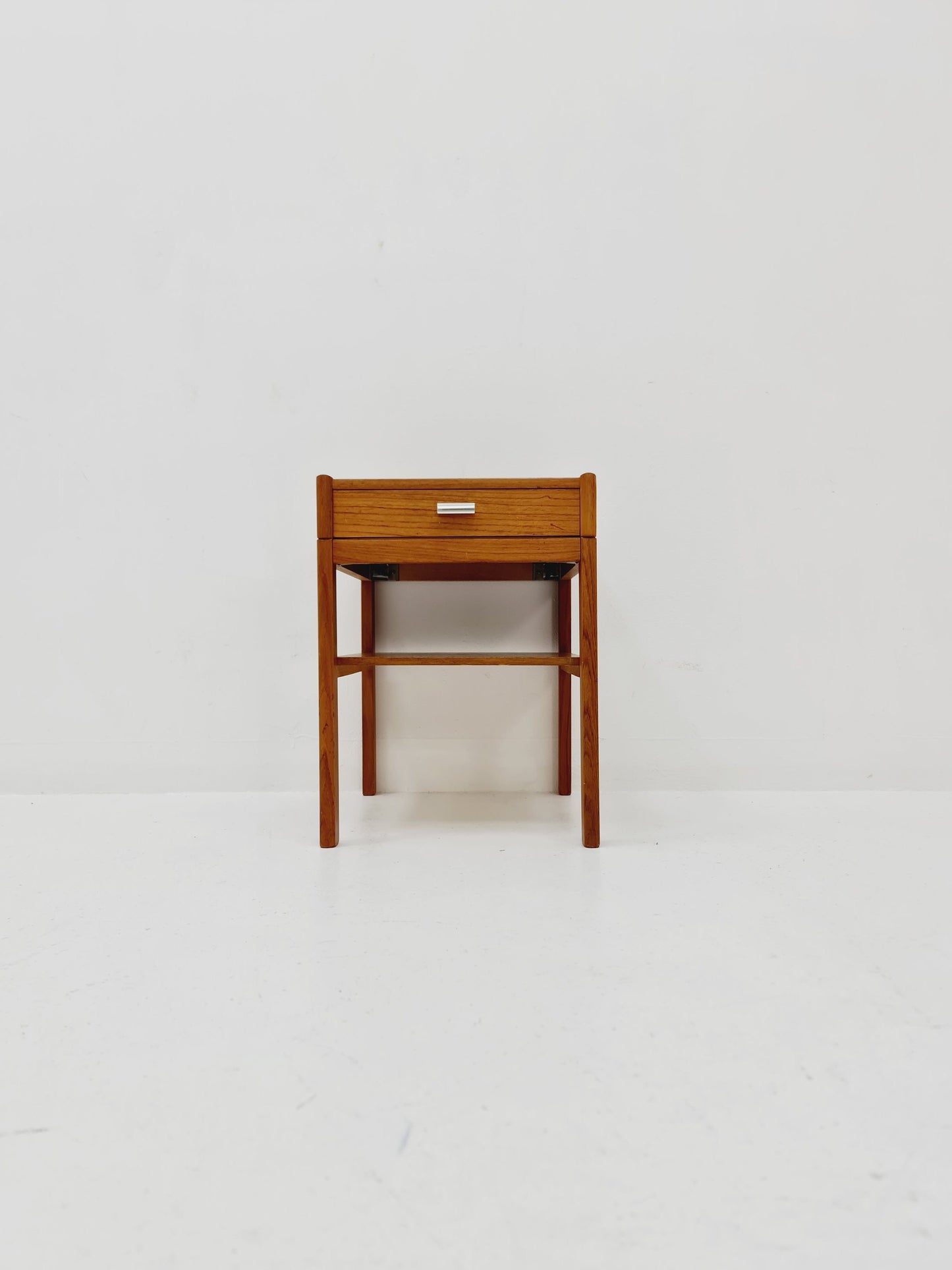 Mid century Scandinavian teak side table / bedside table, 1960s