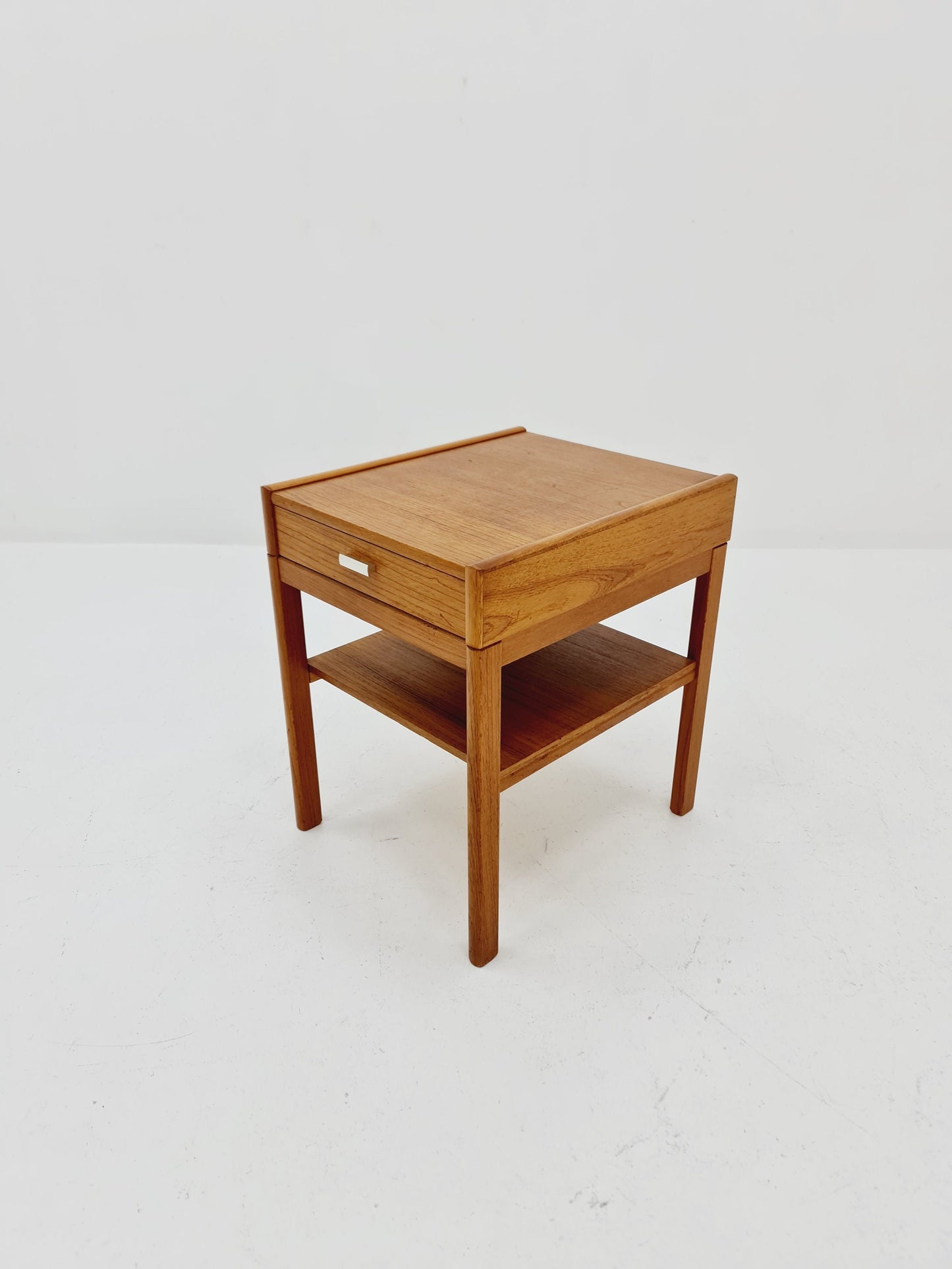 Mid century Scandinavian teak side table / bedside table, 1960s