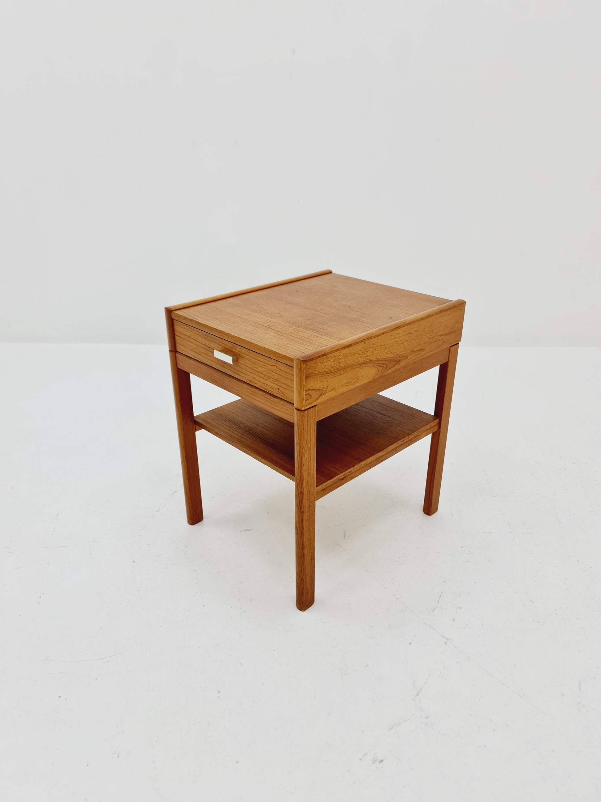 Mid century Scandinavian teak side table / bedside table, 1960s