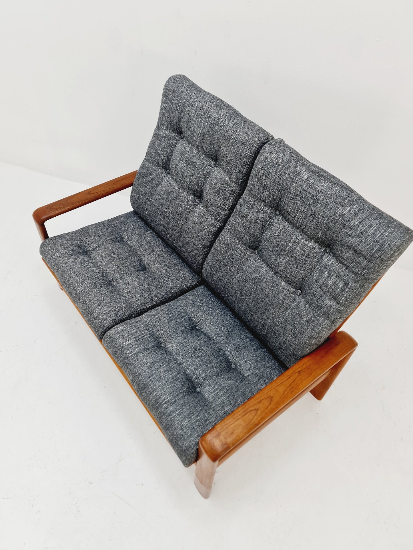 Mid century easy lounge couch by Sven Ellekaer for komfort teak, 1960s