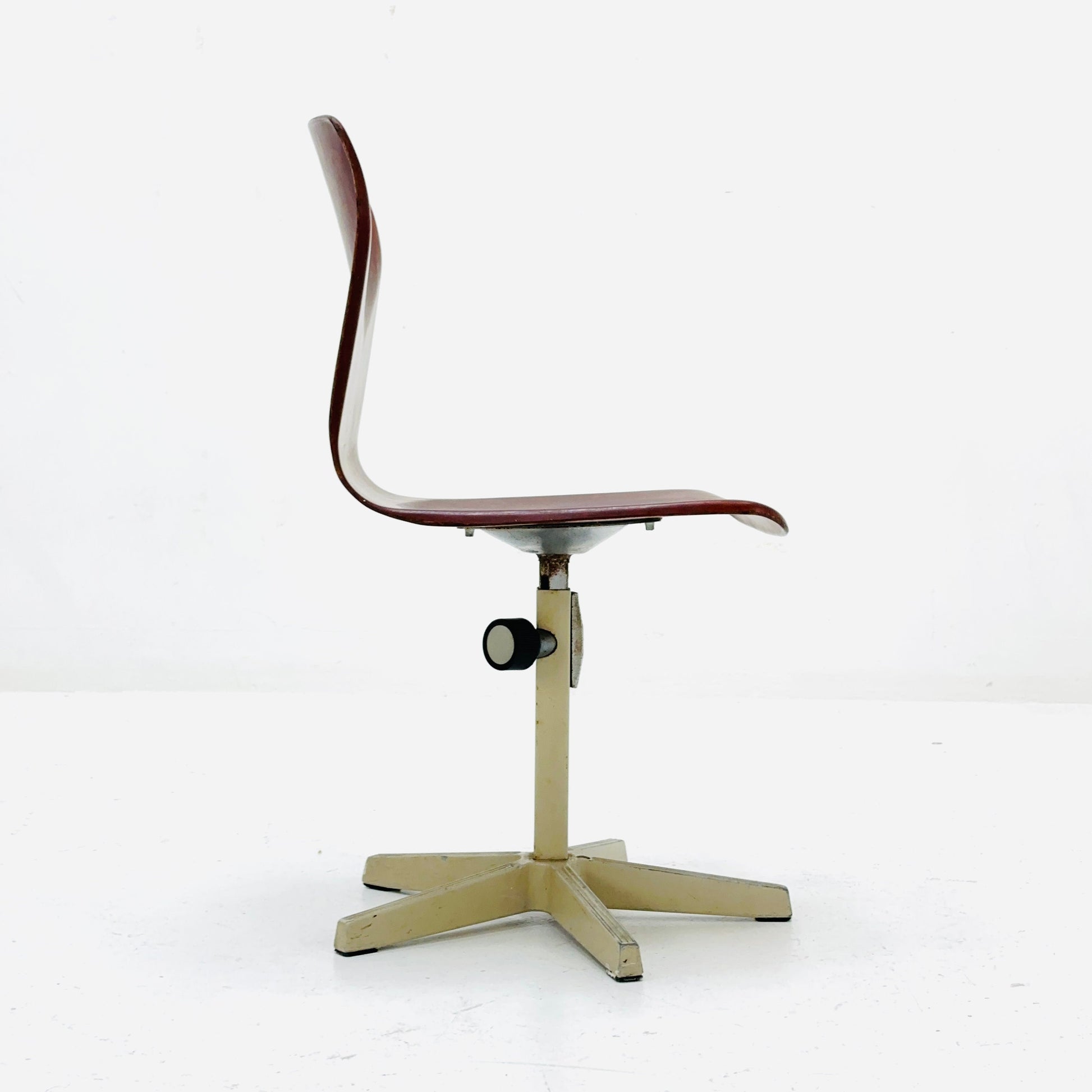 Mid century Pagholz Industrial Plywood Swivel children’s Chair 1960s