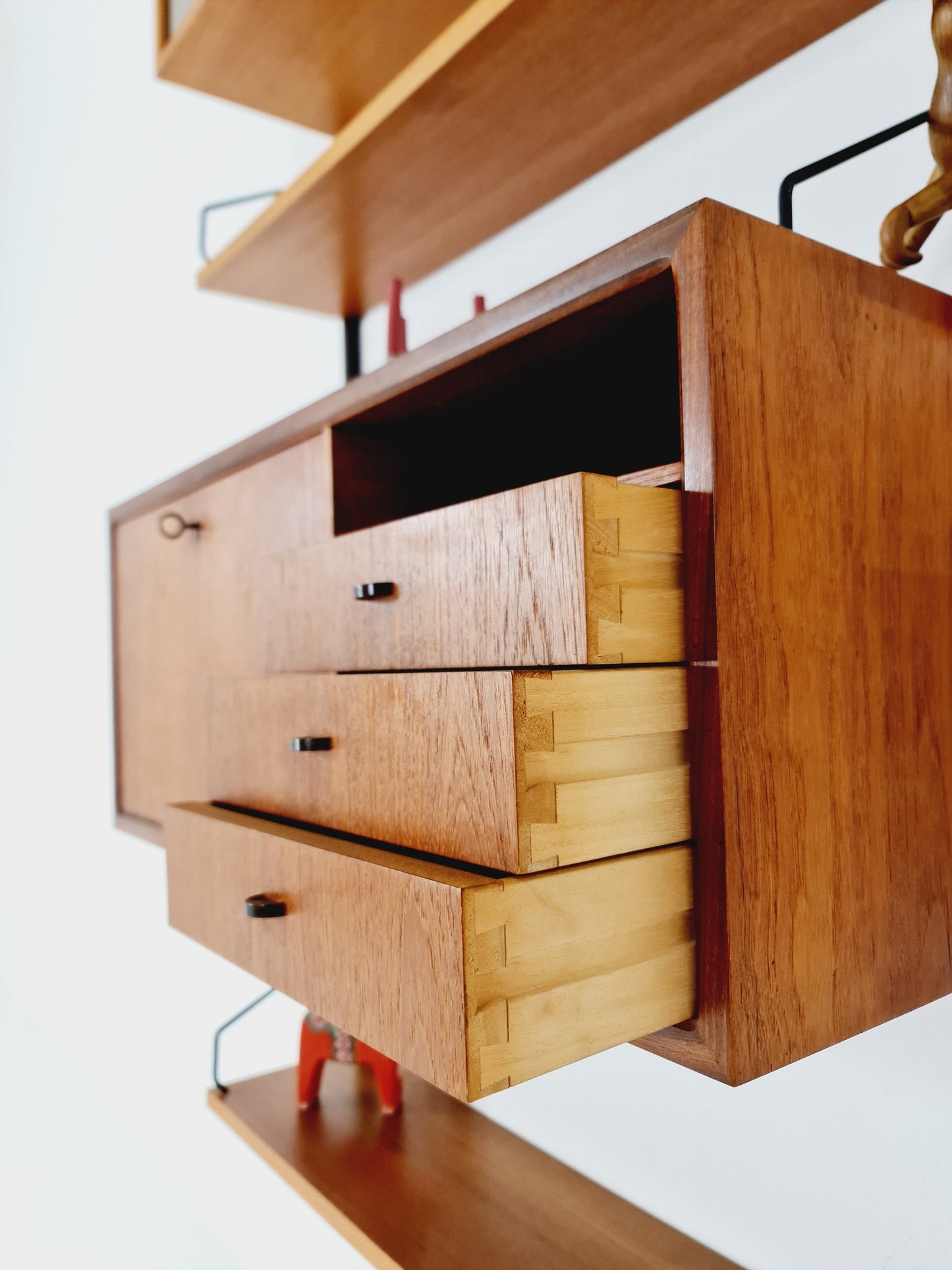 Mid century Danish Teak single Wall Unit with bar cabinet & Showcase by Poul Cadovius for Royal Denmark, 1960s