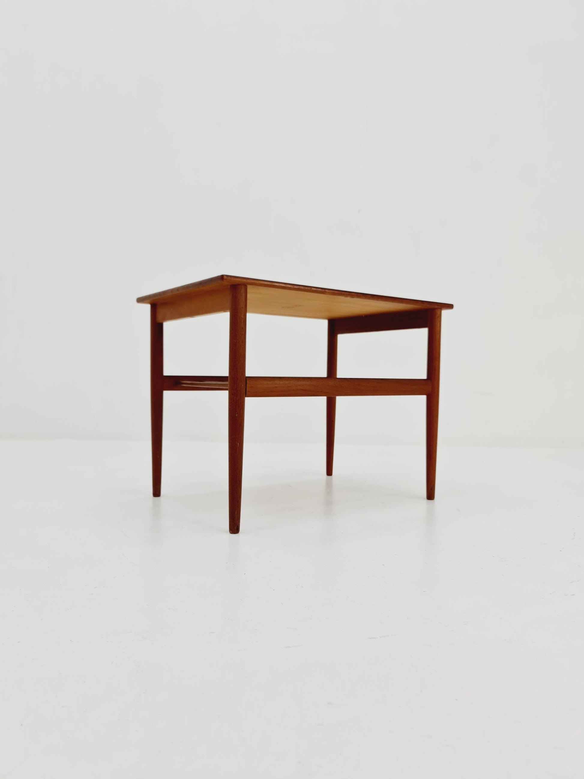 Midcentury Swedish teak coffee side table by Yngvar Sandtröm for Säffle Möbelfabrik, 1960s