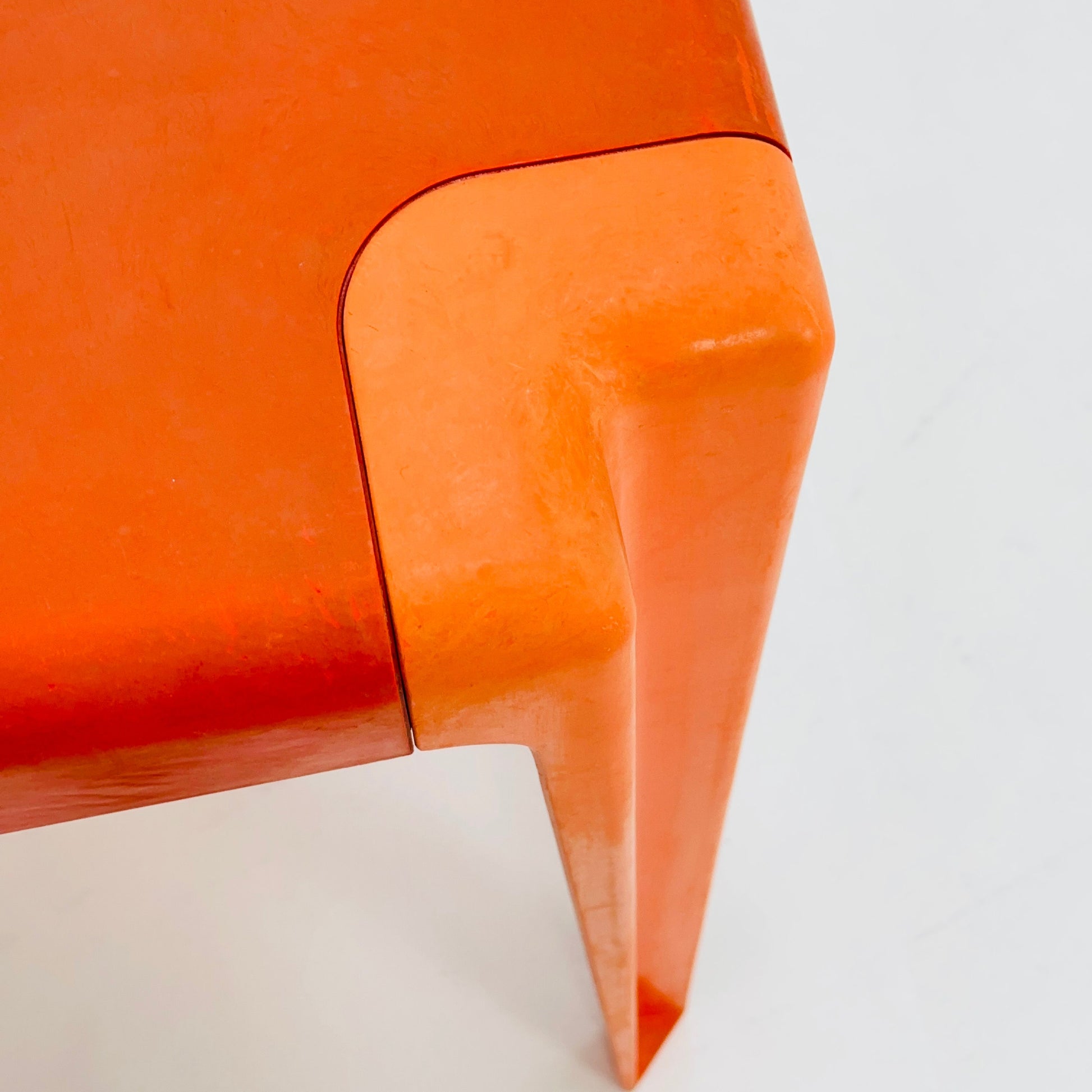 Space age fiberglass dining table by Helmut Batzner for Bofinger 1970s, Germany