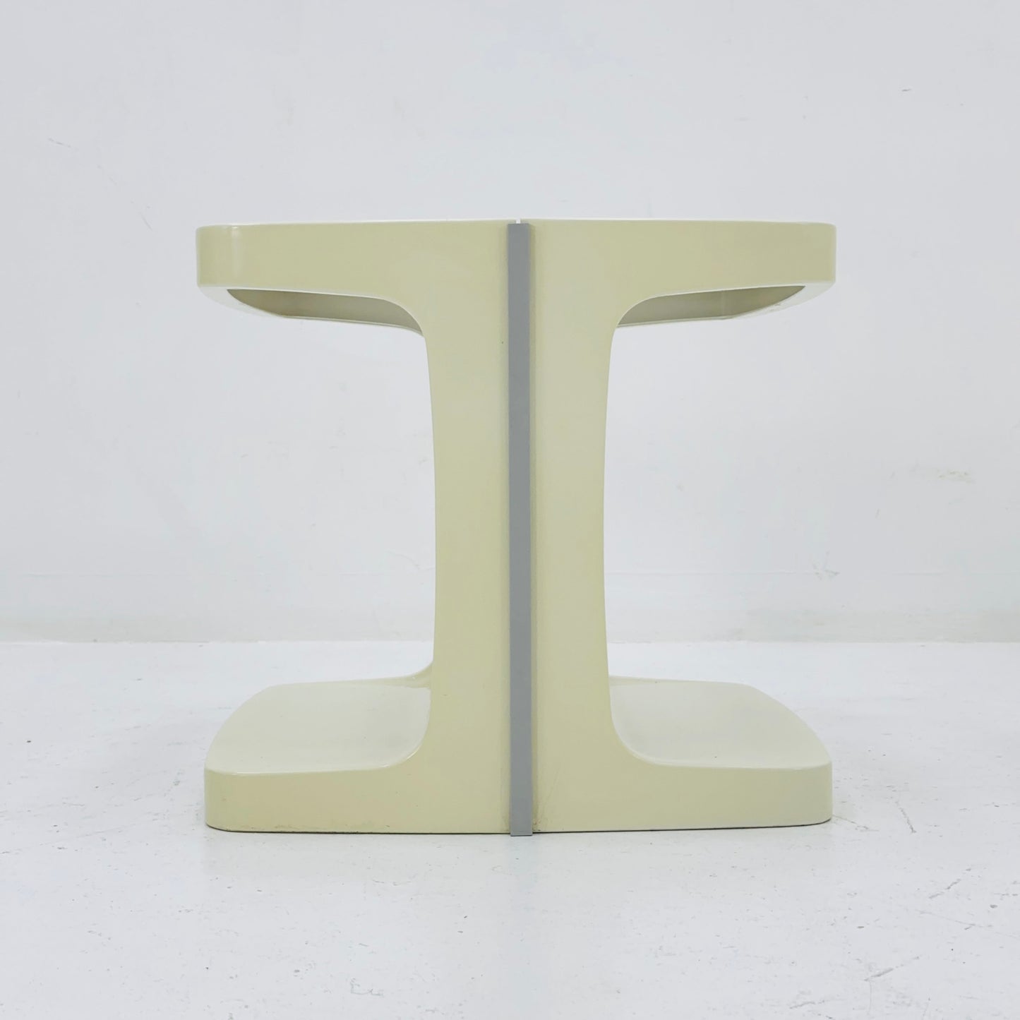 Space age plastic table / bar Marc Held. Germany 1970s