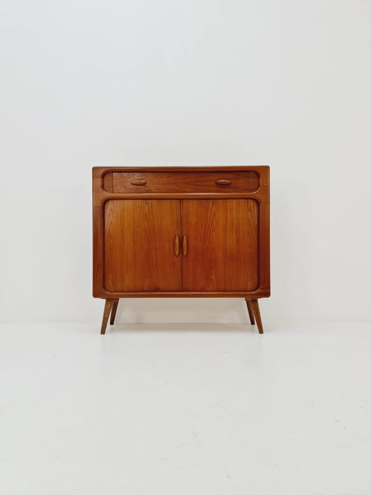 Mid century Solid Danish teak hallway cabinet, shoes cabinet By Dyrlund 1960s