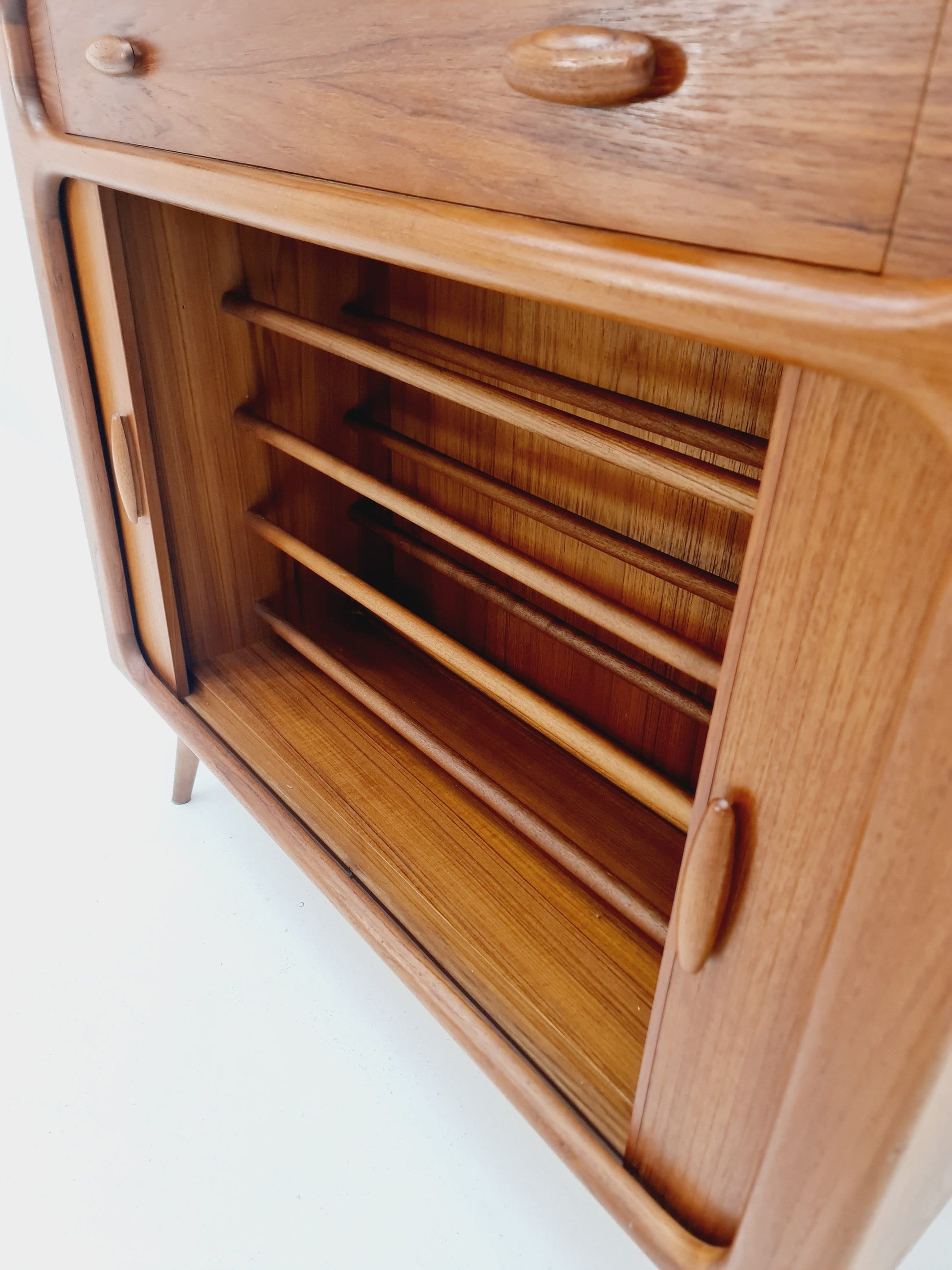 Mid century Solid Danish teak hallway cabinet, shoes cabinet By Dyrlund 1960s