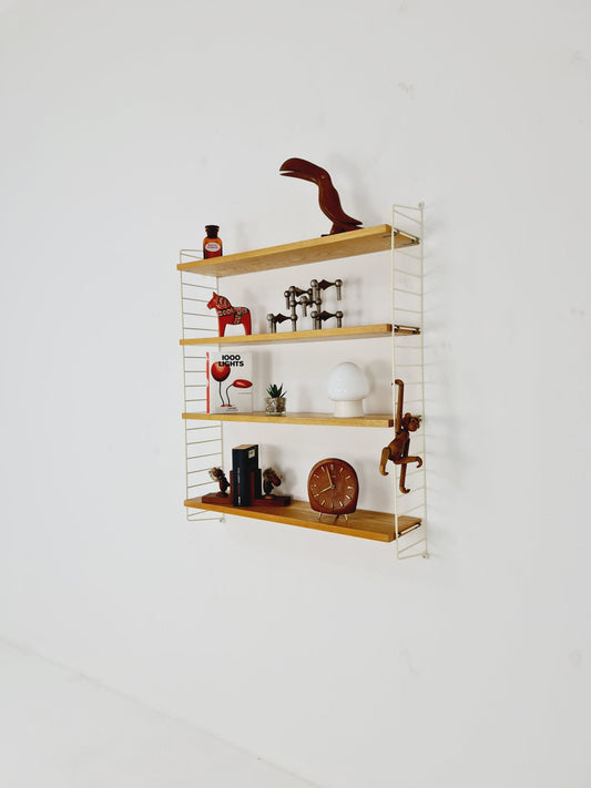 Original MCM Oak shelving system - consists of white lacquered metal ladders, from string Stockholm 1960s