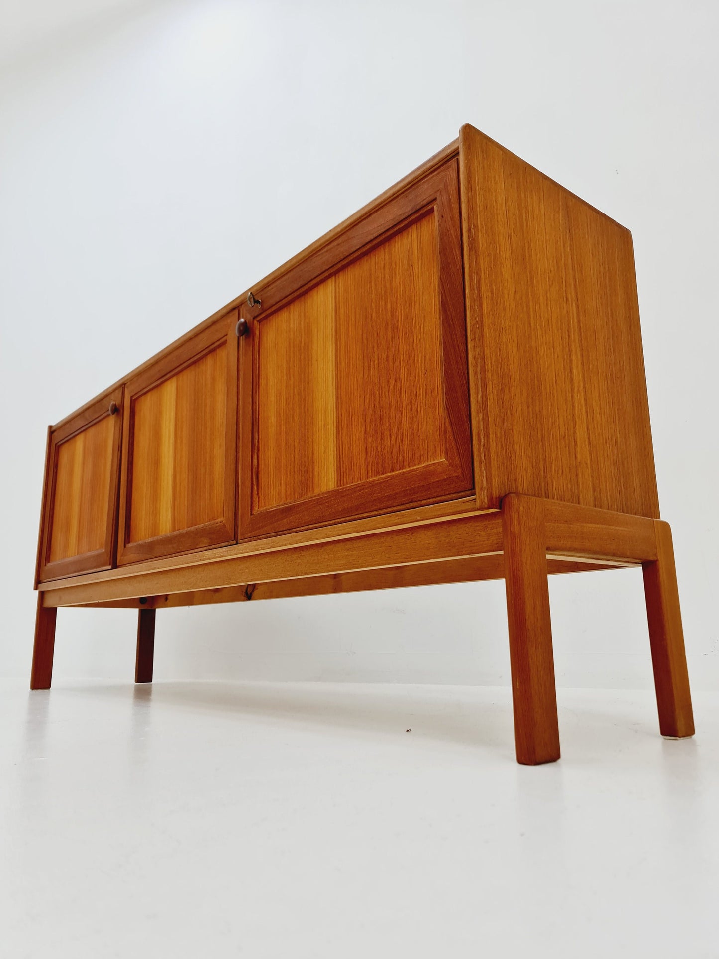 Rare Mid century Timeless Swedish Teak Sideboard by Svante Skogh for Breox, 1960s