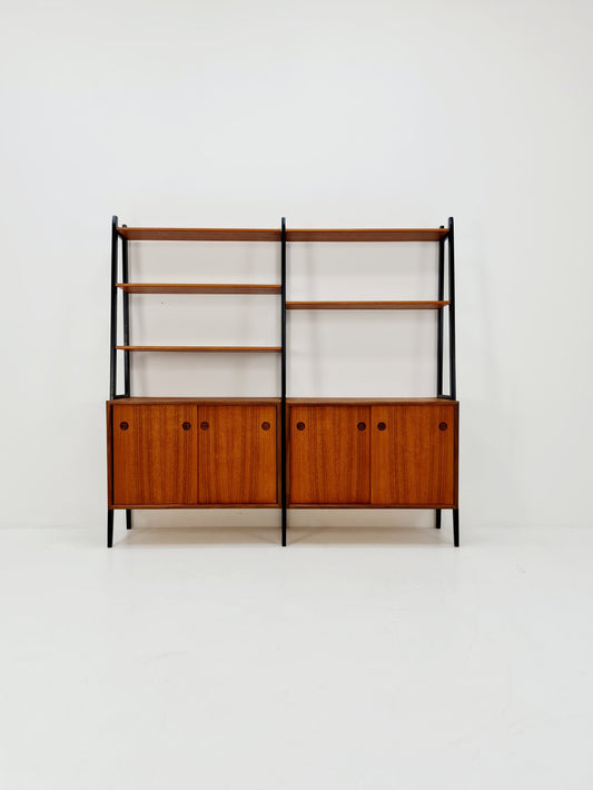 Danish freestanding Midcentury vintage bookshelf system / bookcase teak by Bengt Ruda, 1960s