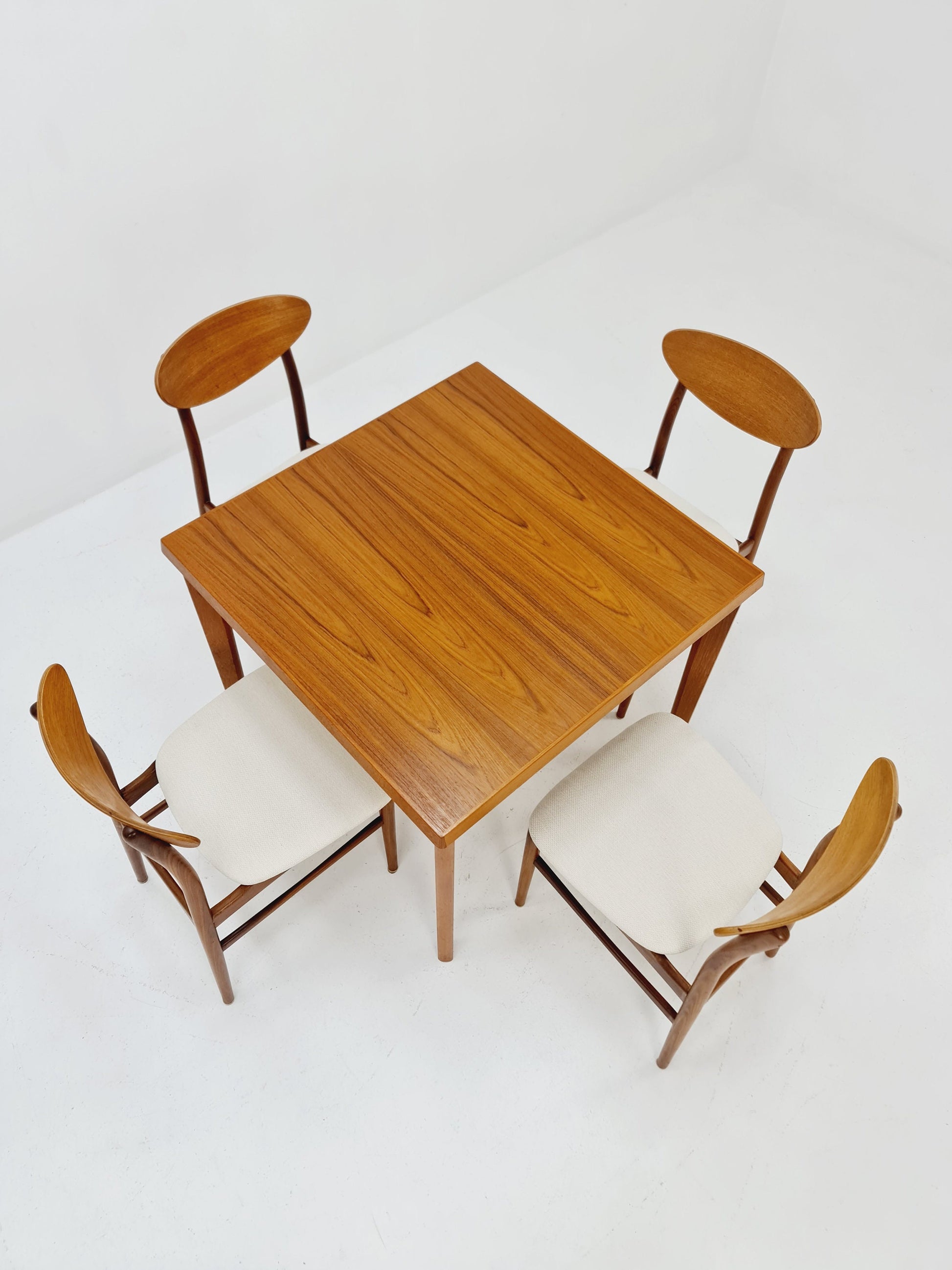 Danish Henning Kjaernulf rectangular teak table with two extension leaves, Denmark 1960s