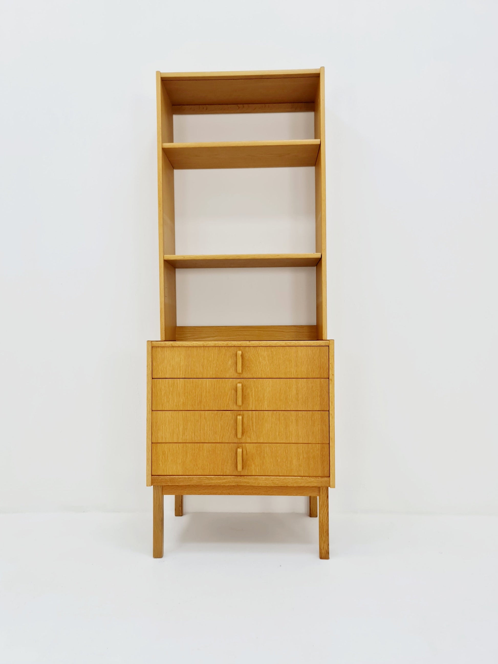 Swedish vintage chest of drawers/ book case oak by Fridhagen for Bodafors, 1960s