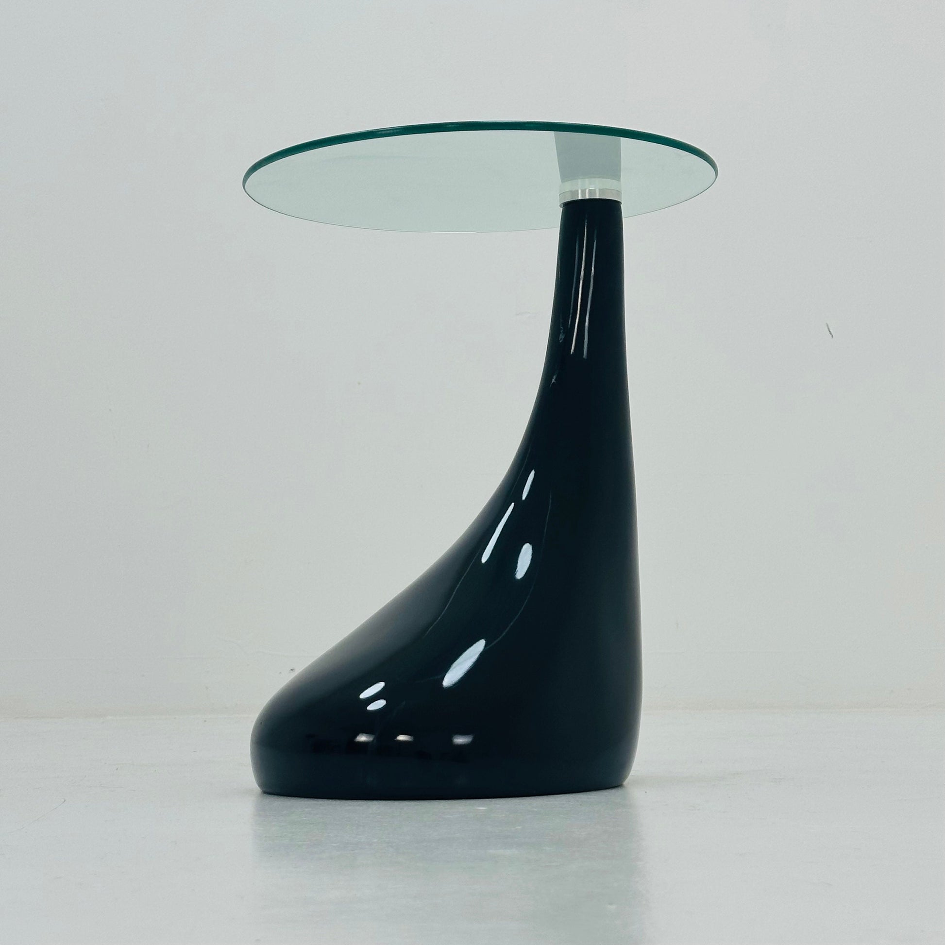 Mid-Century Style Side Table - Pop Art Style Bedside Table, black and Glass