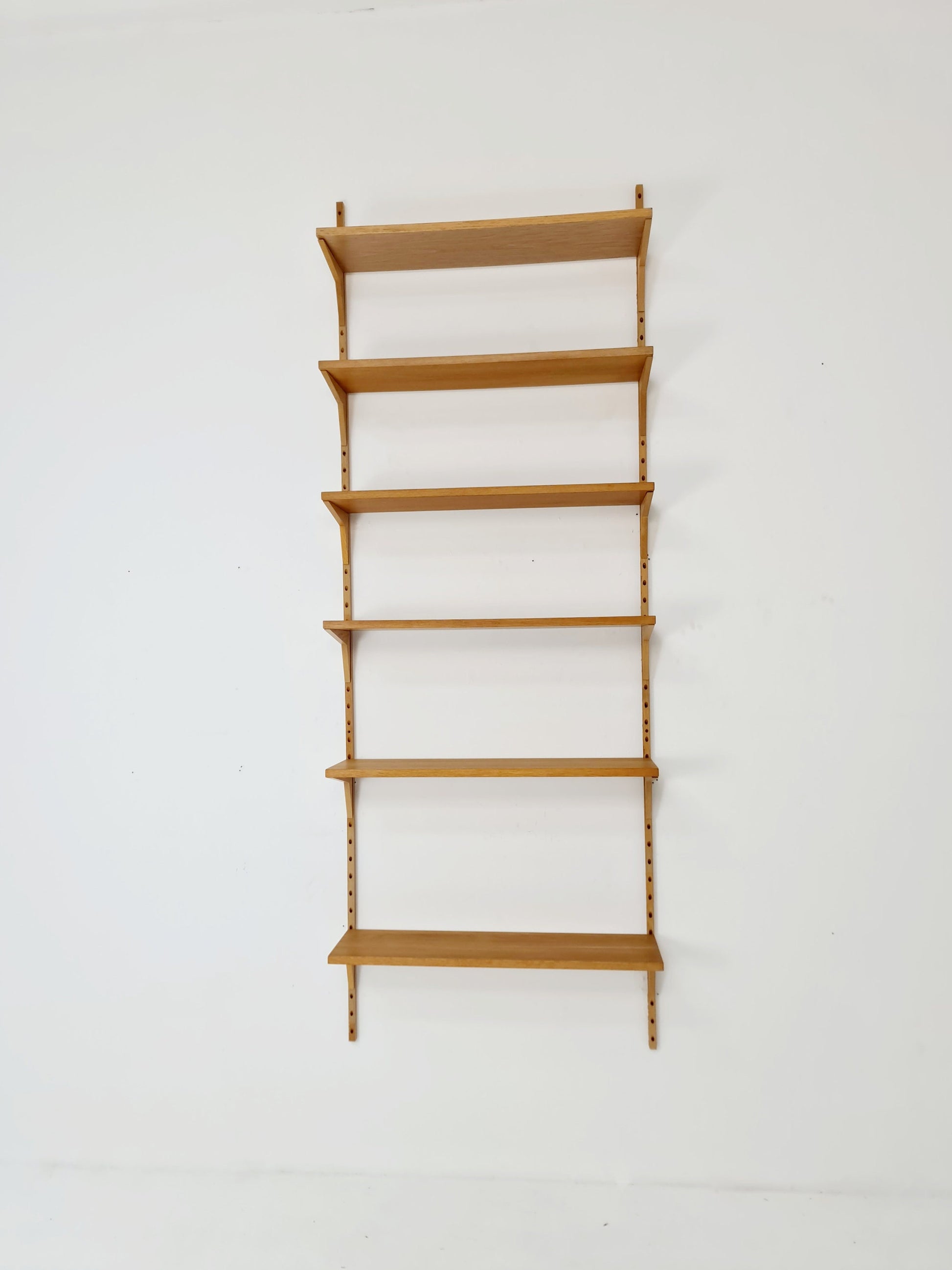 Midcentury Danish Oak Wall-Mounted Shelving Unit, by Poul Cadovius, 1960s