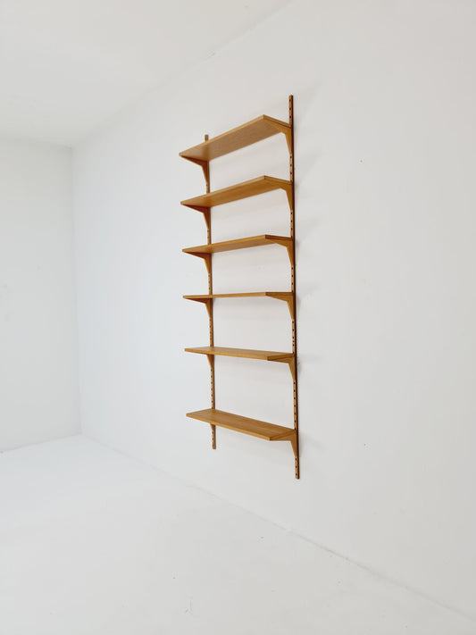 Midcentury Danish Oak Wall-Mounted Shelving Unit, by Poul Cadovius, 1960s