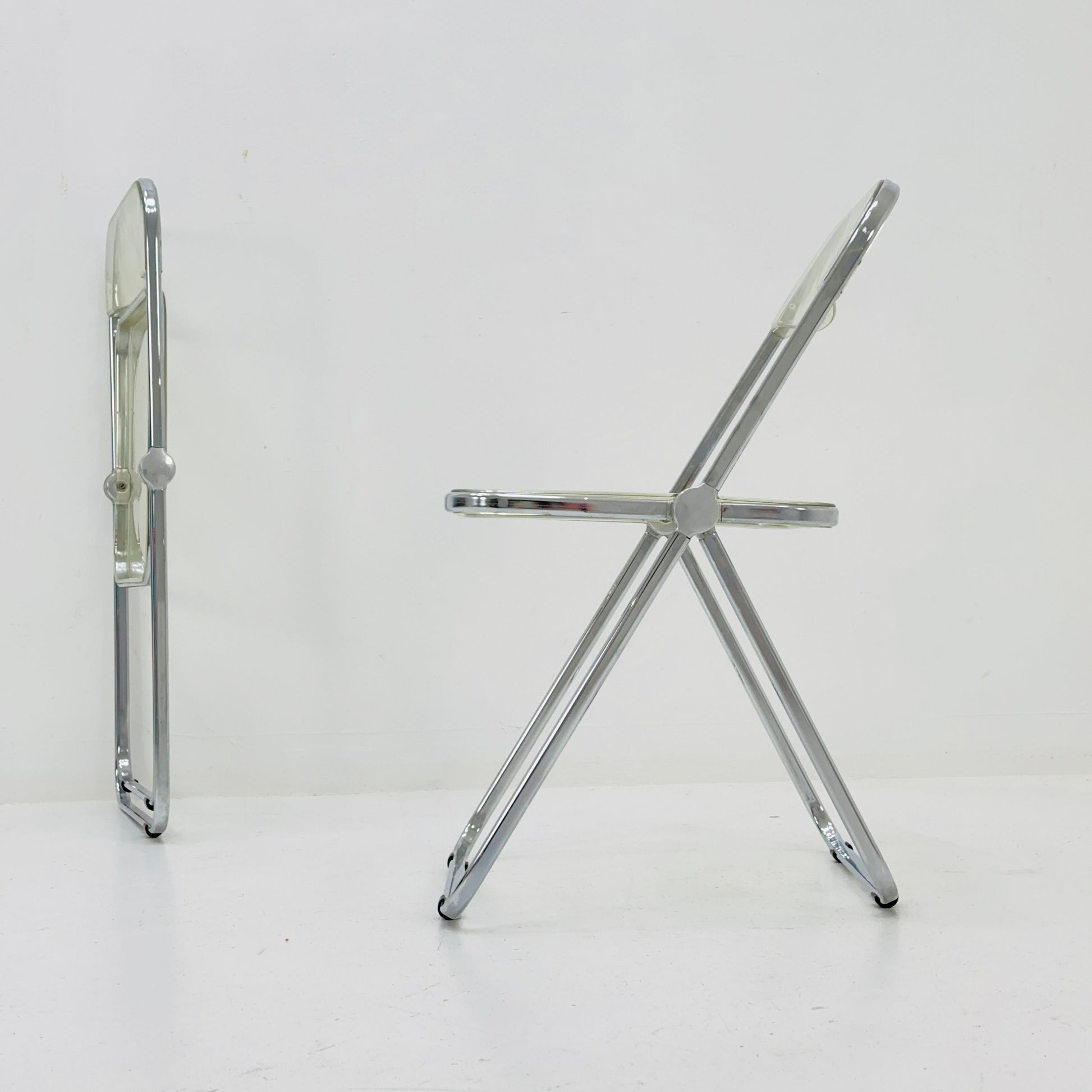 Set of 2 Italian Plia Folding Chairs by Giancarlo Piretti for Castelli, 1970s