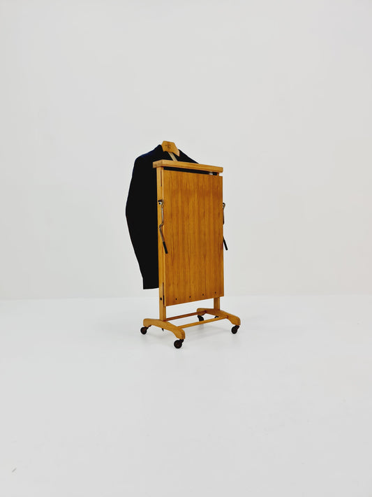 Vintage German Pressmaster Valet Walnut By Windsor -1960s