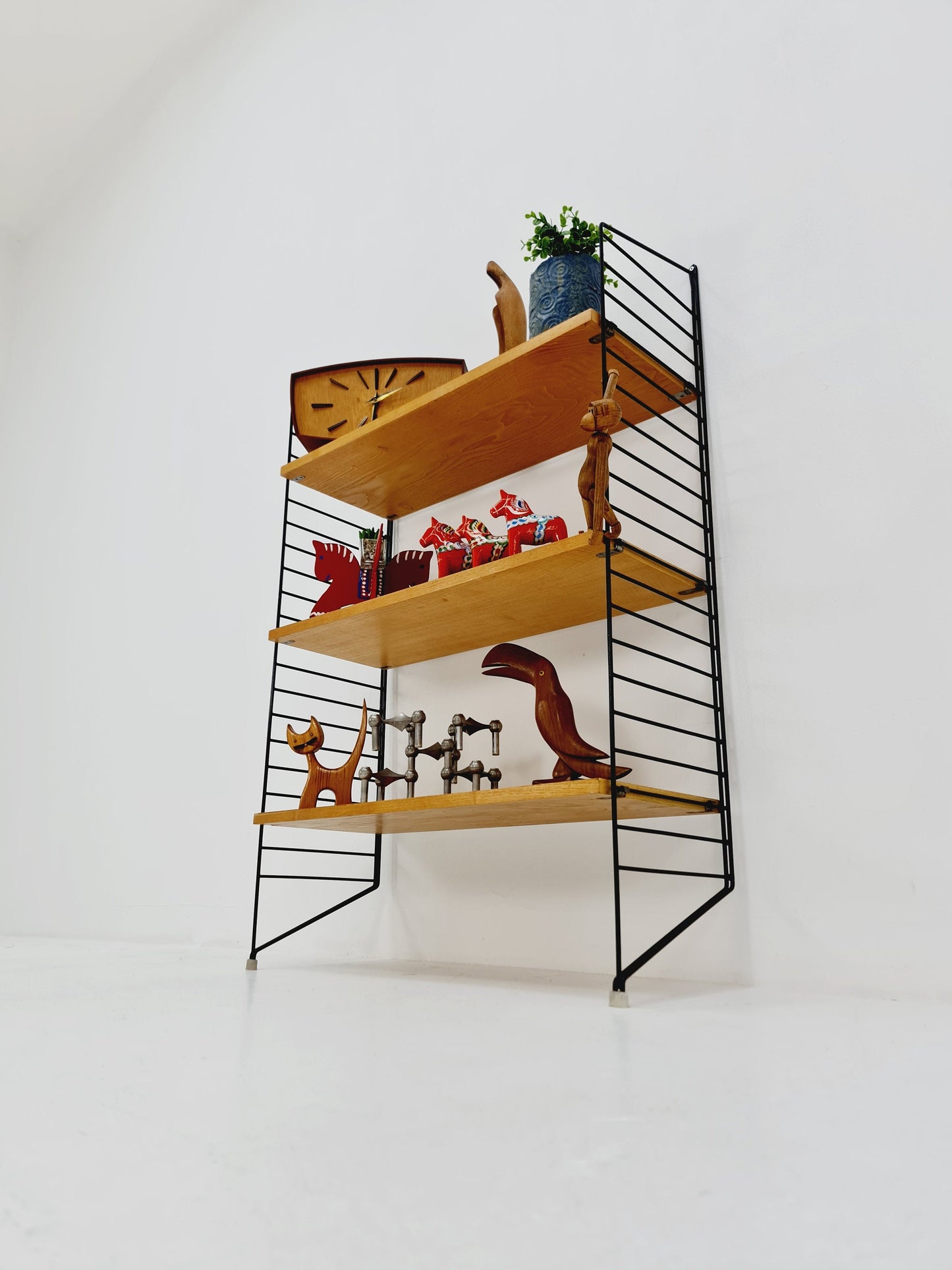 Original MCM Ash wood shelving system - consists of black lacquered metal ladders, from string Stockholm 1960s