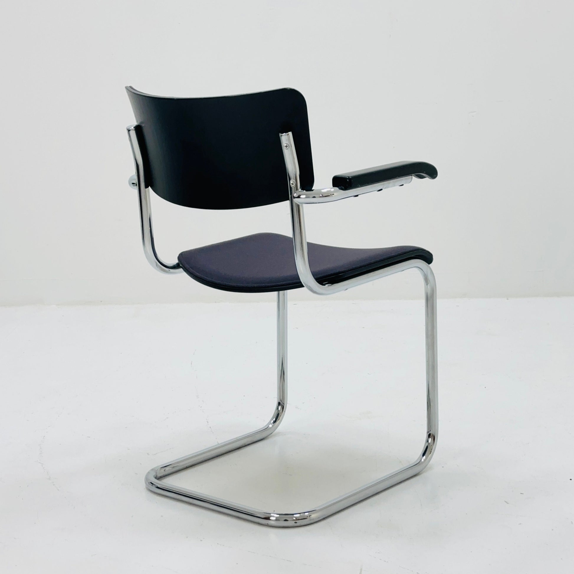 Set of 6 Mid century Bauhaus design armchairs designed by mart stam for Thonet 1980s Germany