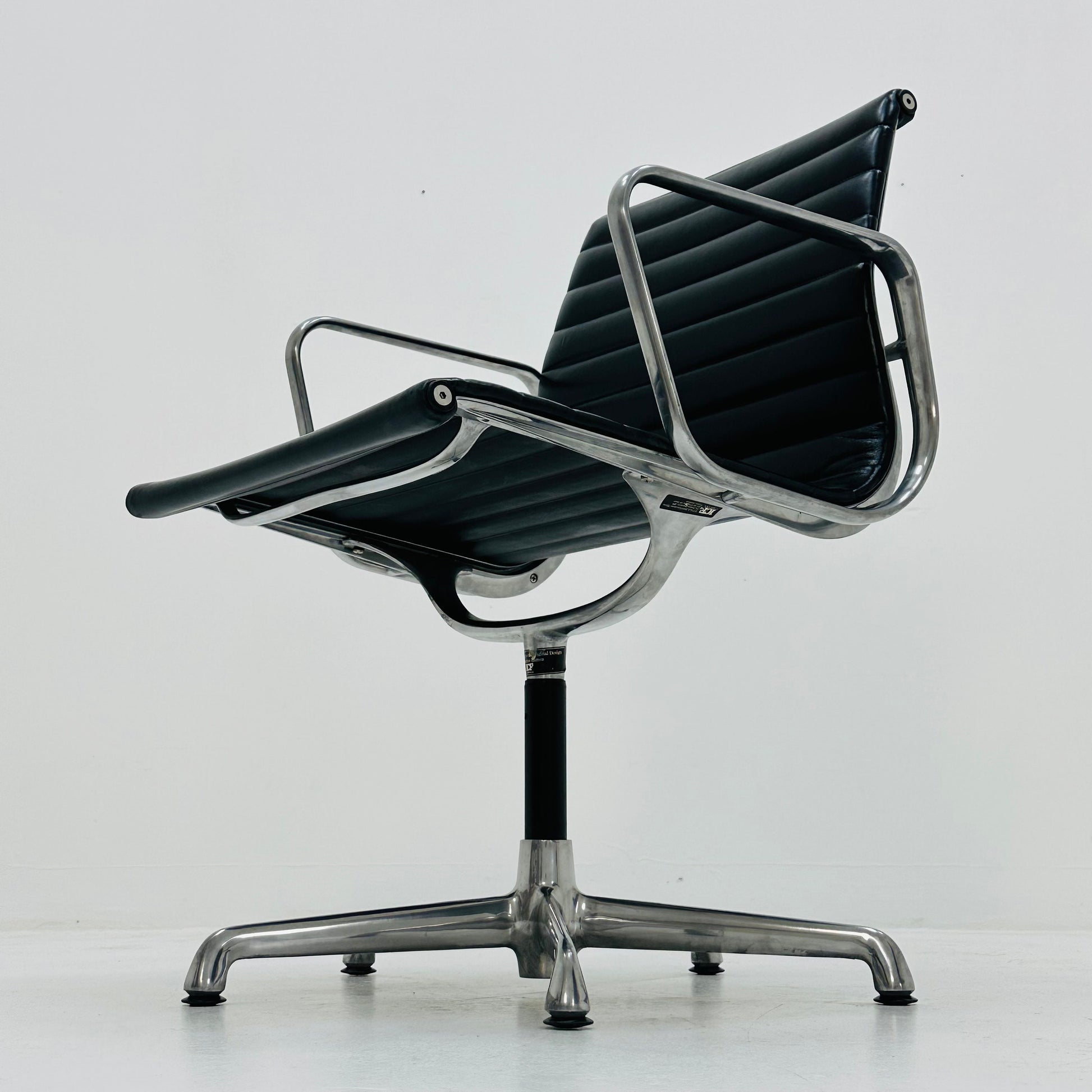 1 of 2 Charles & Ray Eames office /desk Chairs with Arms by ICF Italy 1980s
