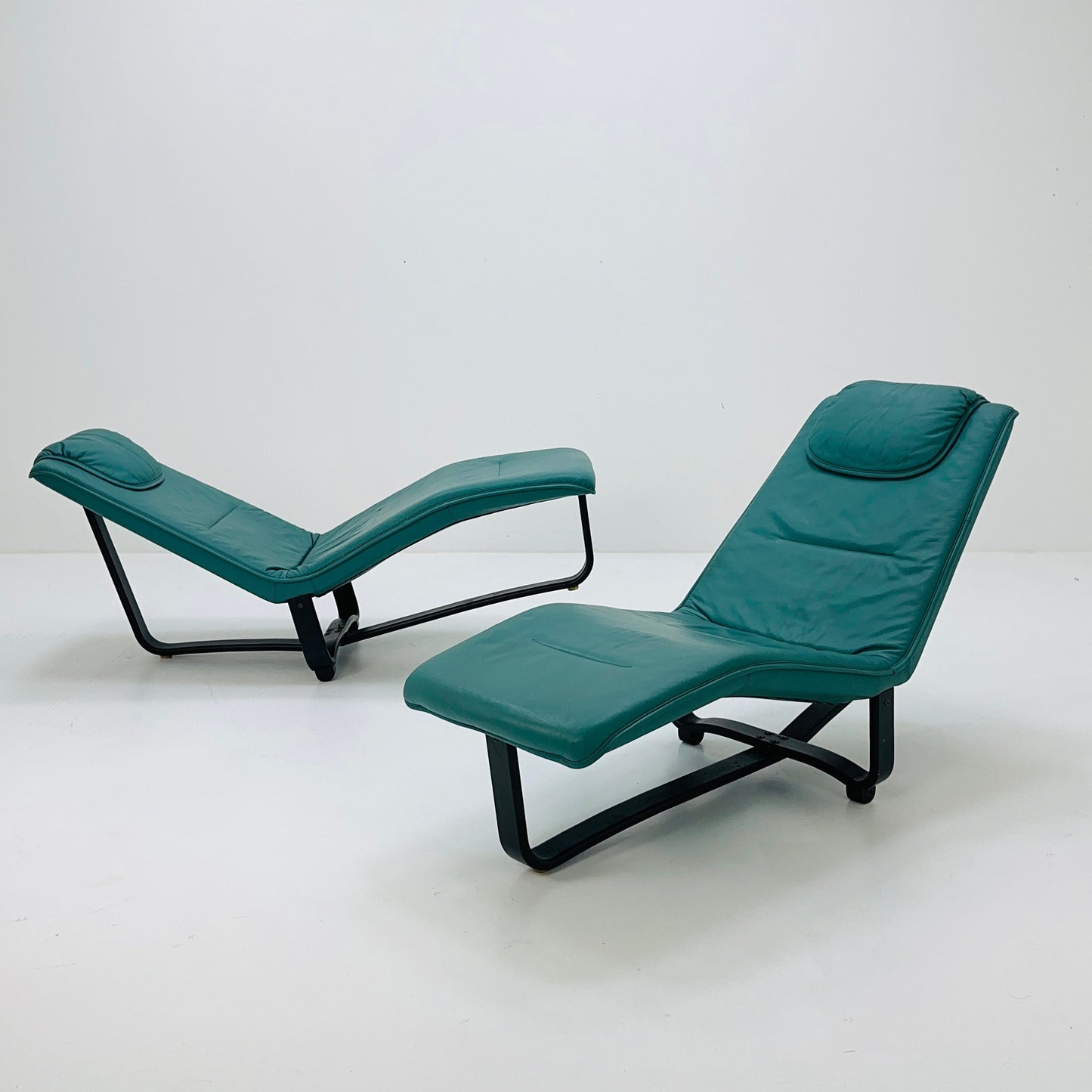 1 of 2 Mid century Norwegian Siesta Reclinable Lounge Chair by Ingmar Relling & Knut Relling for Westnofa, 1970s