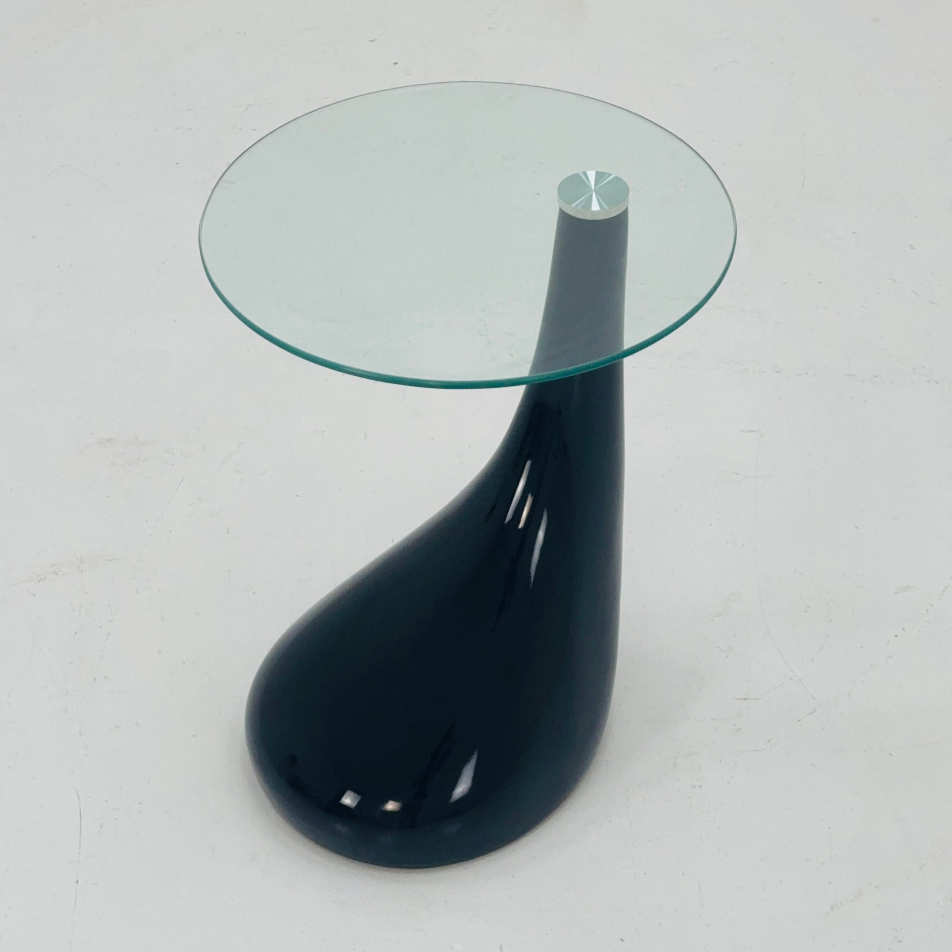 Mid-Century Style Side Table - Pop Art Style Bedside Table, black and Glass