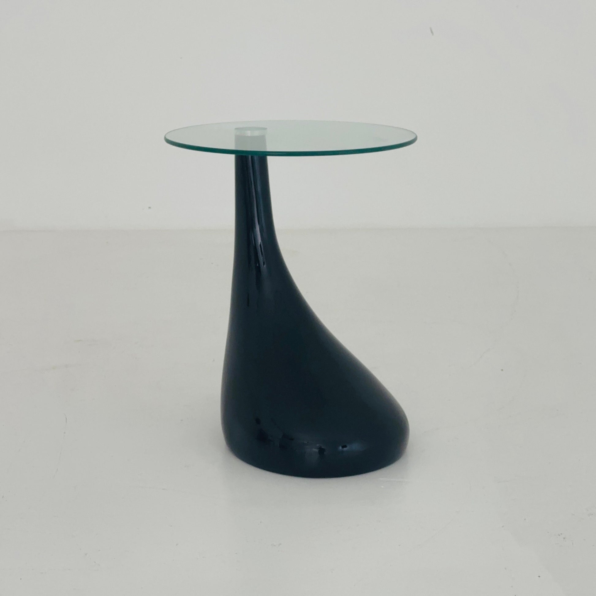 Mid-Century Style Side Table - Pop Art Style Bedside Table, black and Glass