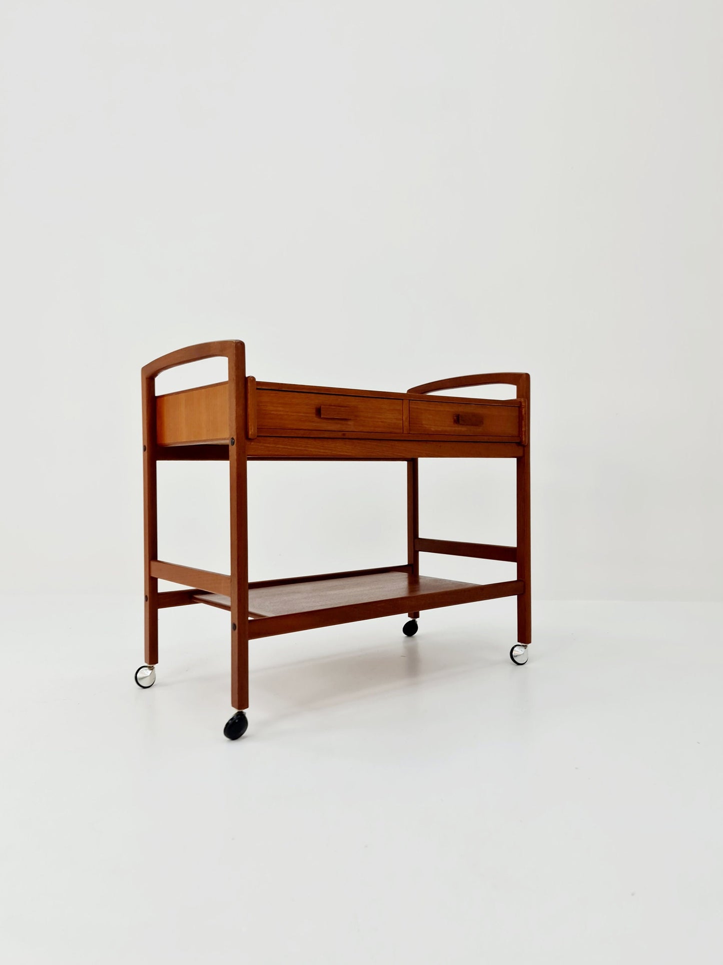 Vintage mid century danish trolley in solid teak/ bar cart By Salling Stolefabrik, 1960s