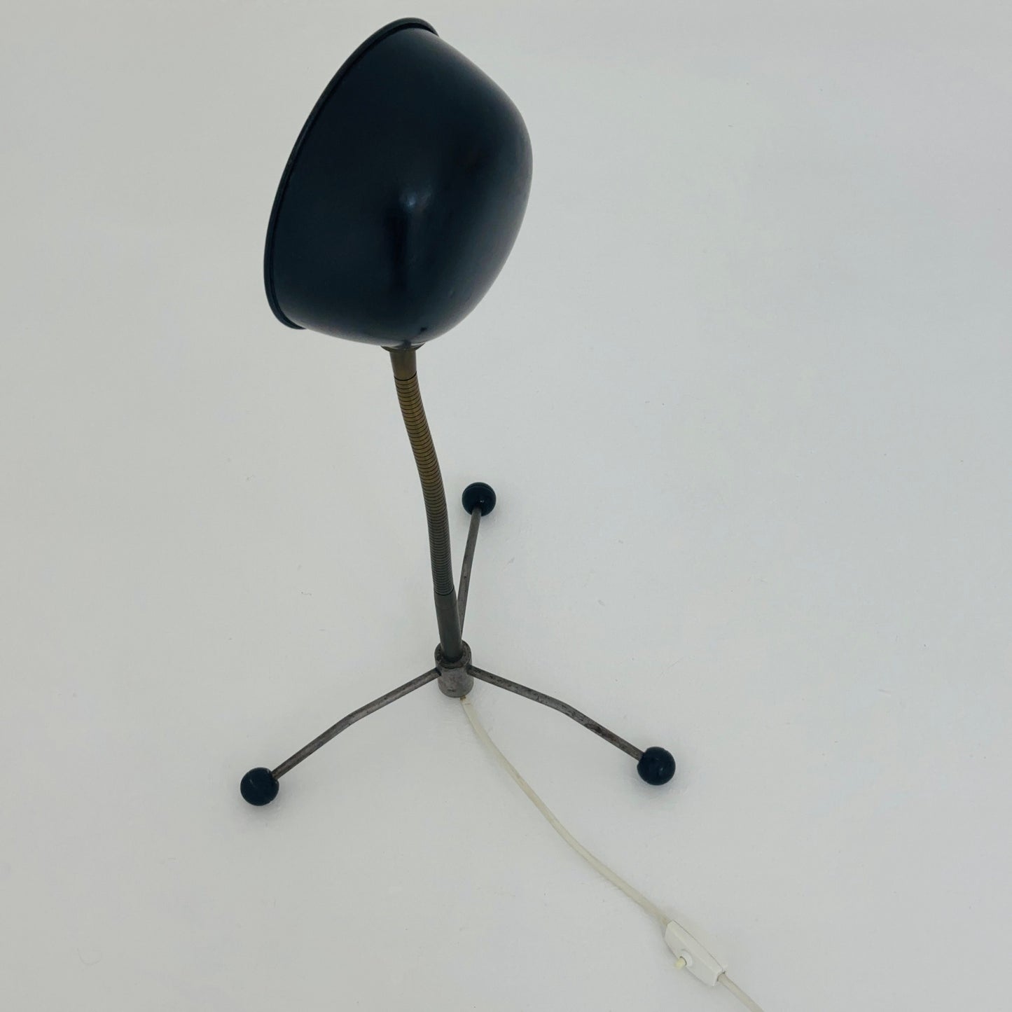 mid century industrial tripod table lamp 1980s Italy