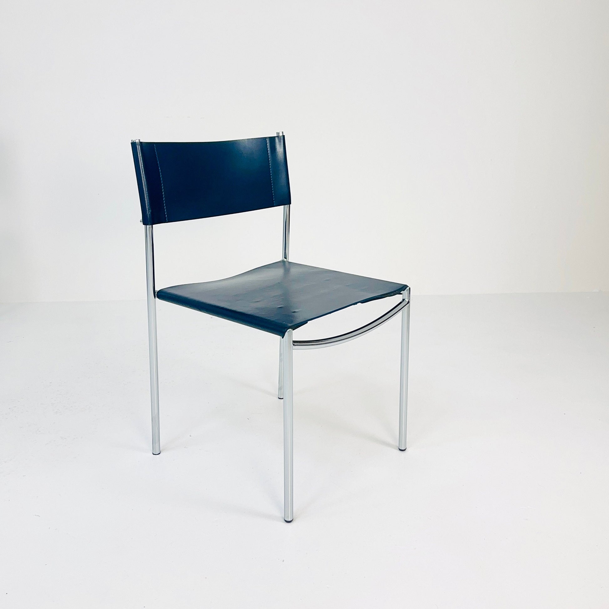 Mid century dining leather chair SE06 by Martin Visser for Frag Italy 1980s