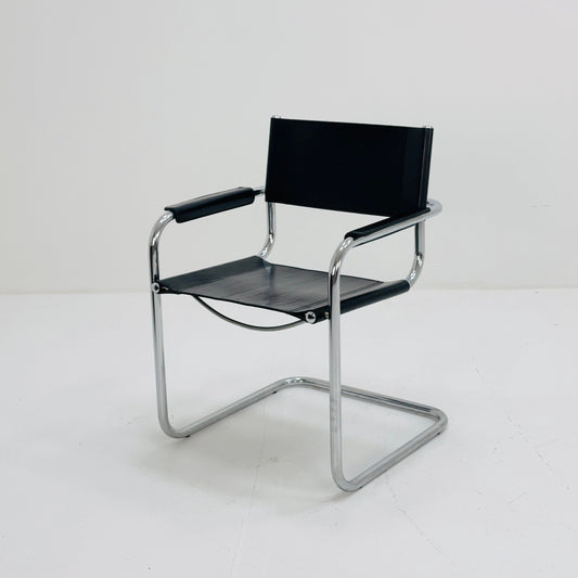 Mid Century iconic Mart Stam S34 armchair / Bauhaus chrome tube steel and leather / 80s vintage cantilever chair s43