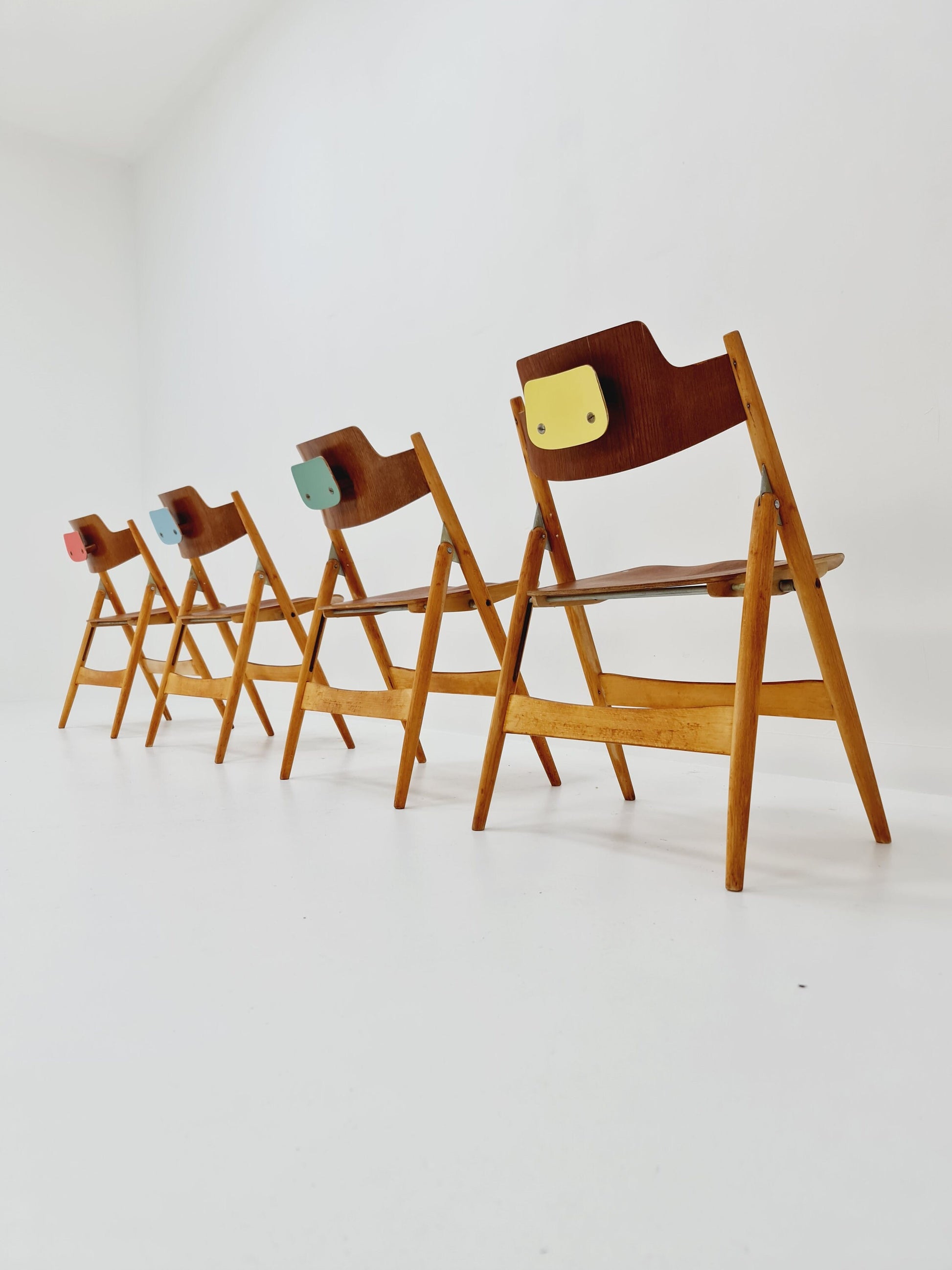 Austrian folding chair model SE18 by Egon Eiermann for Wilde & Spieth, 1950s Set of 4
